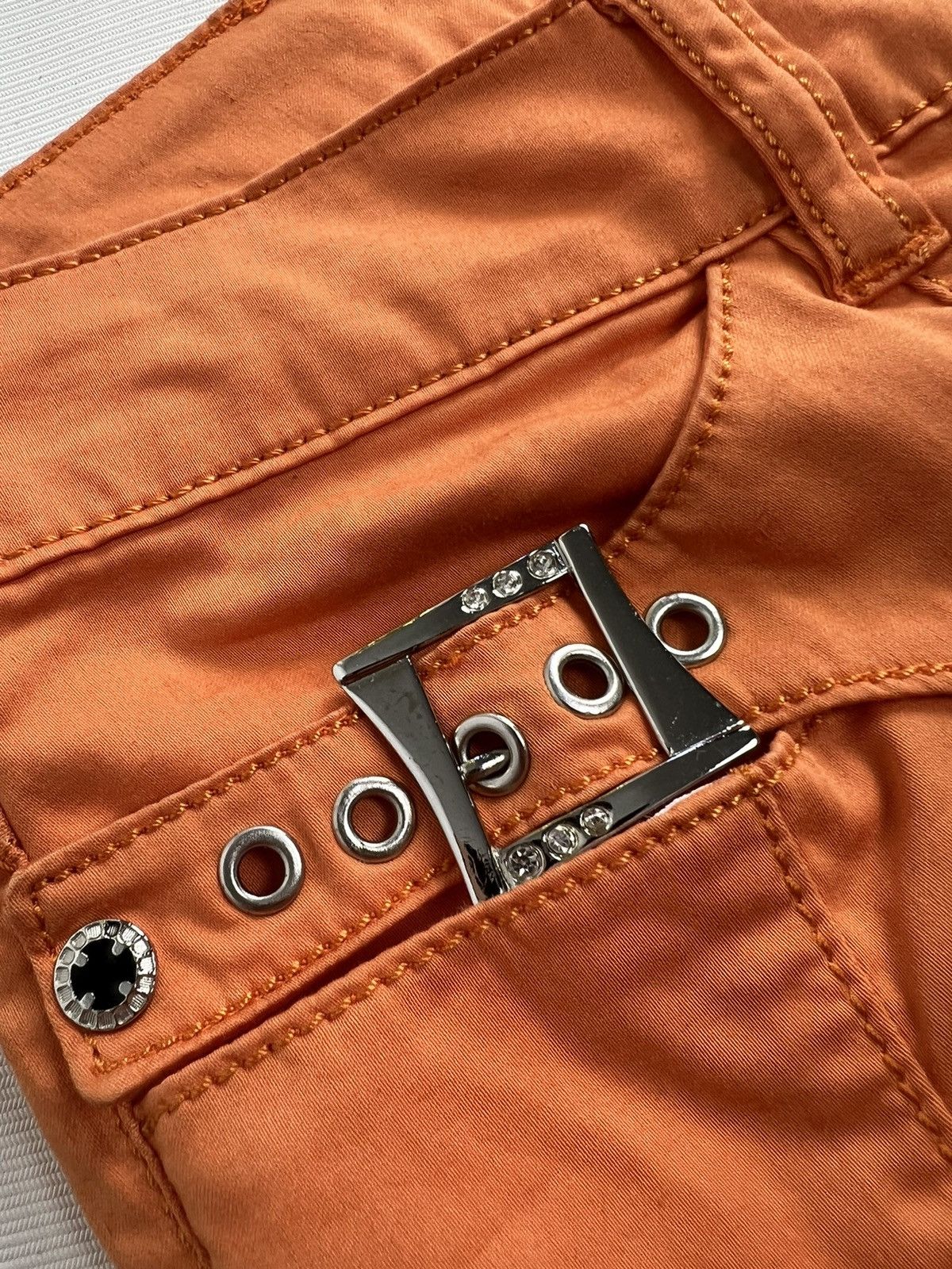 Vintage Orange rock pants D&G style logo rhinestone buckle details Size 30" / US 8 / IT 44 - 4 Thumbnail