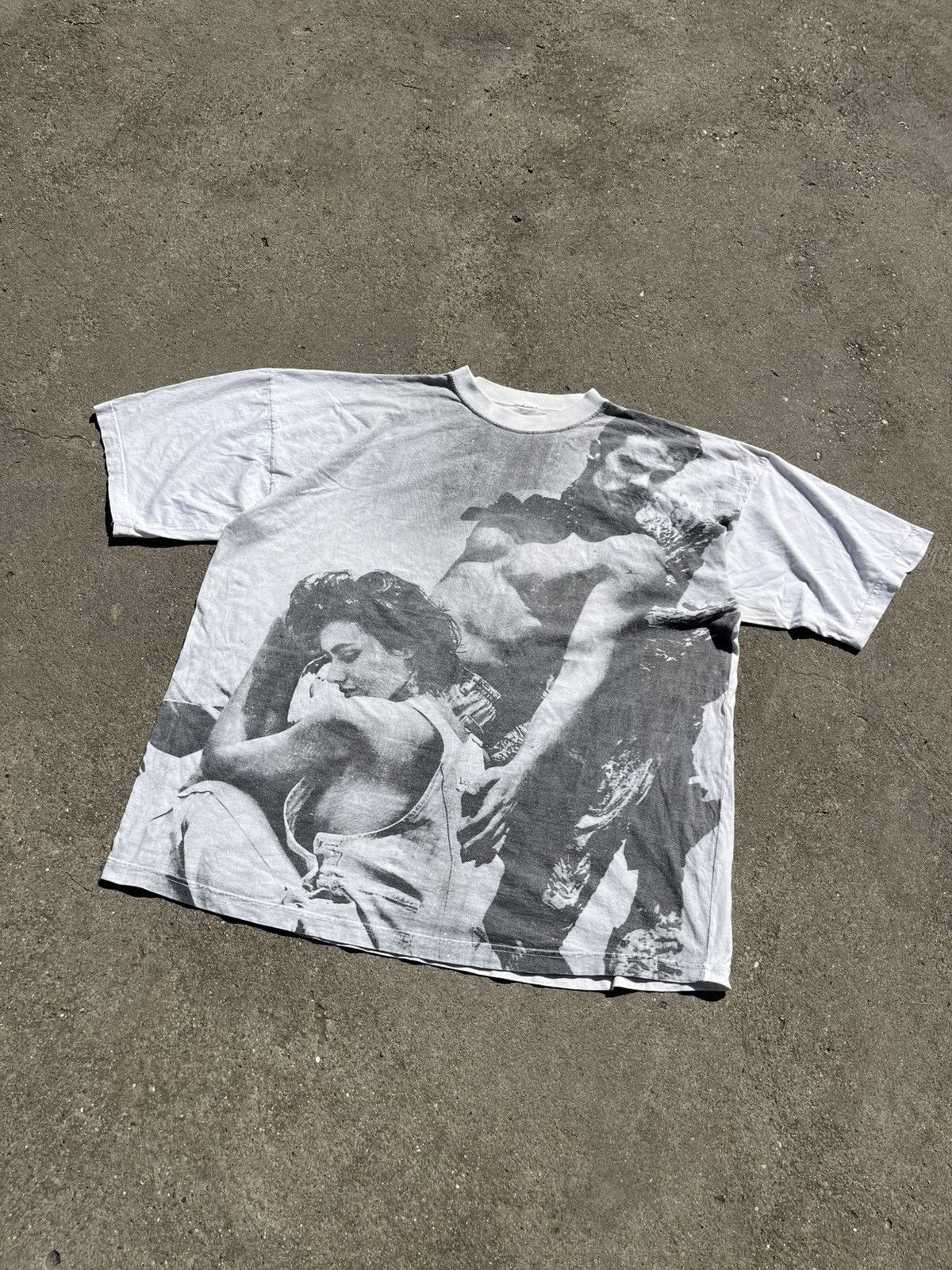 Vintage 90’s Bruce Weber AOP Couple Model Posing Tee Lee jea