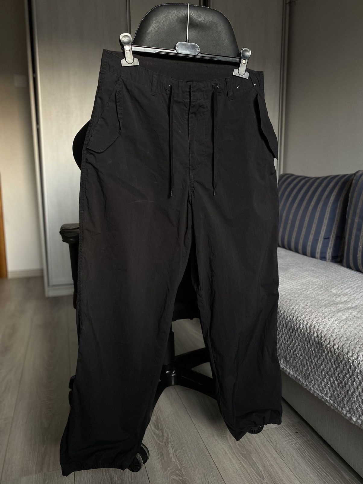 Uniqlo Cargo military black pants regular Size US 30 / EU 46 - 2 Thumbnail