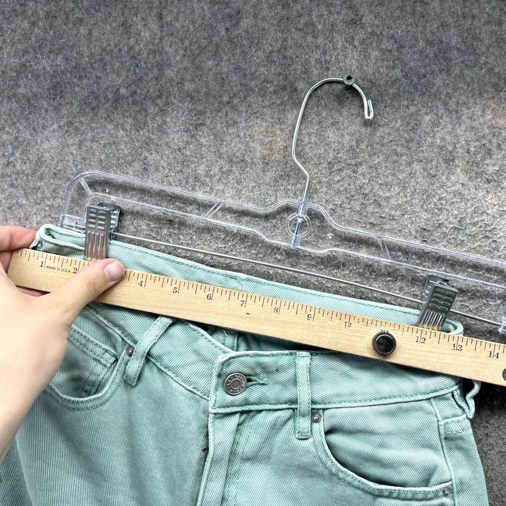 Pacsun PacSun Mom Jeans Womens 24 Light Green High Rise Tapered Leg Denim Pants Jeans Size 42" / US 20 - 6 Thumbnail