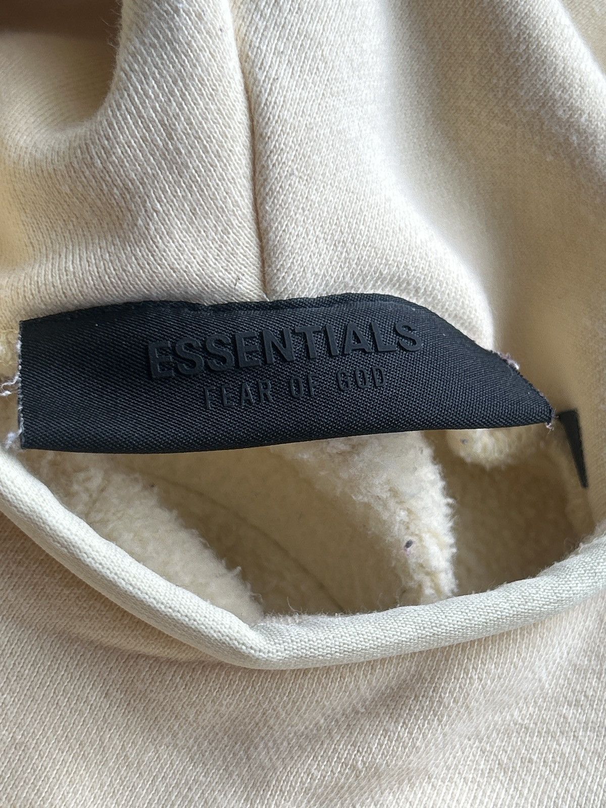 Essentials Fear of God Essentials Pullover Hoodie 'Garden Yellow' Size US L / EU 52-54 / 3 - 7 Thumbnail