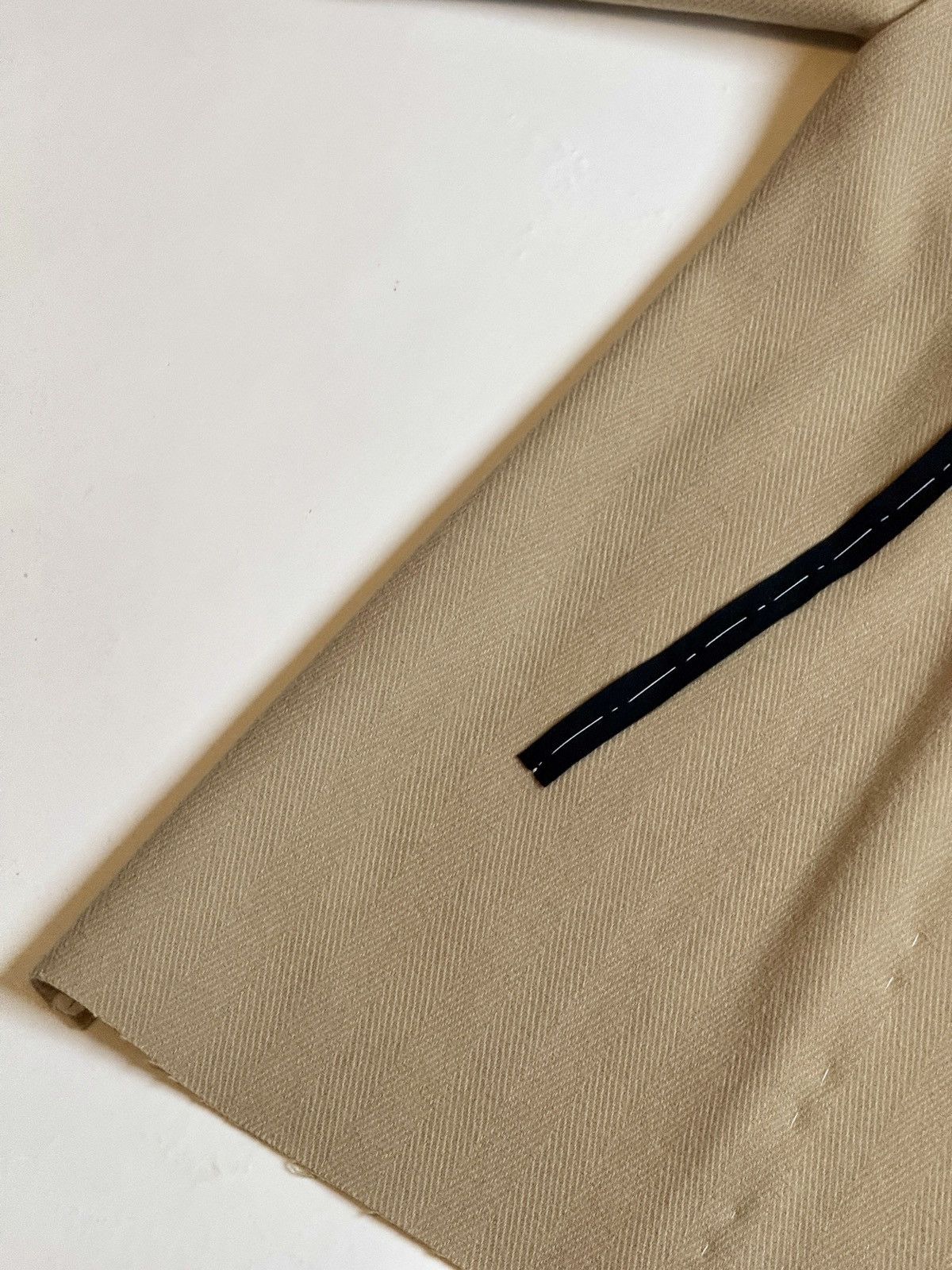 Maison Margiela FW 1997 Runway Deconstructed Coat / Basting Jacket in Cream Size L / US 10 / IT 46 - 7 Thumbnail