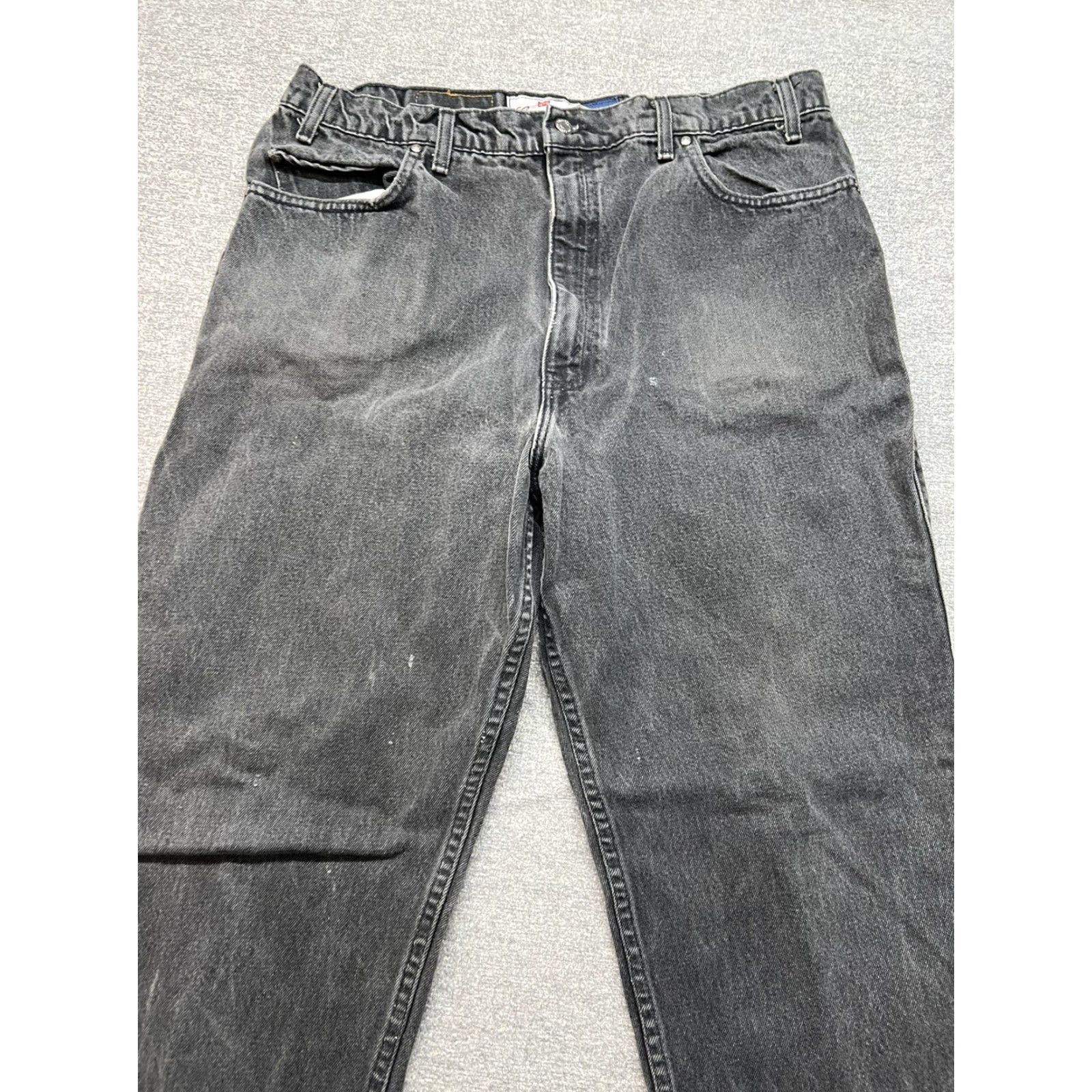 Levi's VINTAGE Levi's 540 Jeans Mens 35x30 Black Relaxed Denim 5-Pocket USA Made 90s Straight Belt Loops Boys Mens Size US 35 - 5 Thumbnail