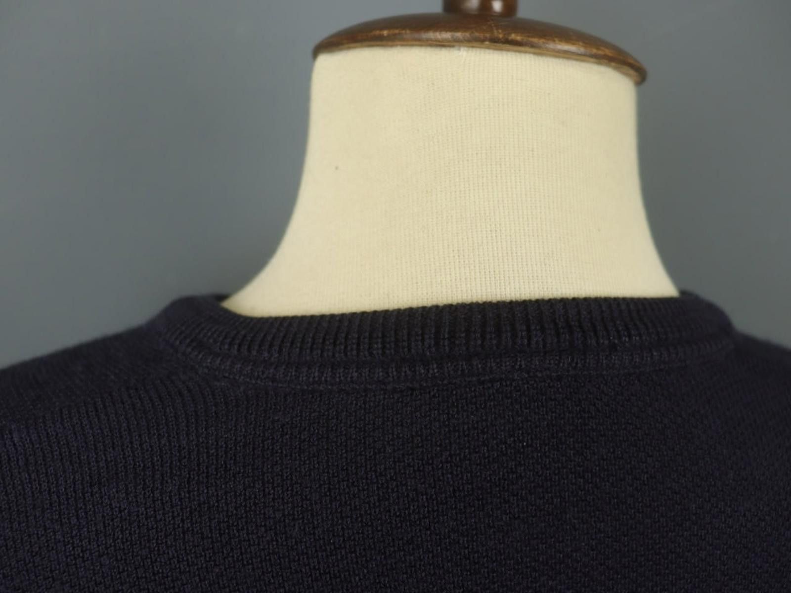 Lacoste Lacoste Navy Tight Knit V-Neck Pullover Sweater Size 7 Size US M / EU 48-50 / 2 - 2 Thumbnail