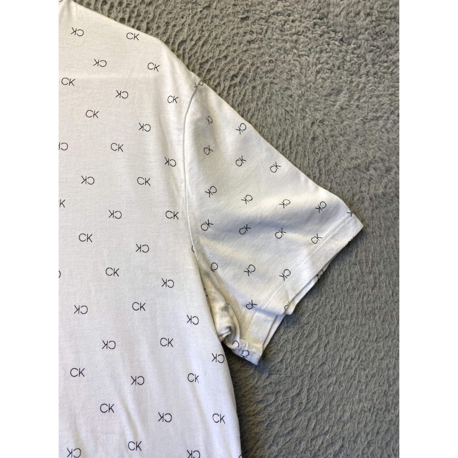 Calvin Klein Calvin Klein Shirt Mens M / Medium white black logo Short Sleeve /32-87 Regular Size Type T-Shirt Mens Size US M / EU 48-50 / 2 - 2 Thumbnail