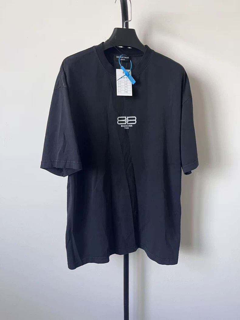 Balenciaga Balenciaga Logo Embroidered Crew Neck Short Sleeve Tee Size US XS / EU 42 / 0 - 1 Thumbnail