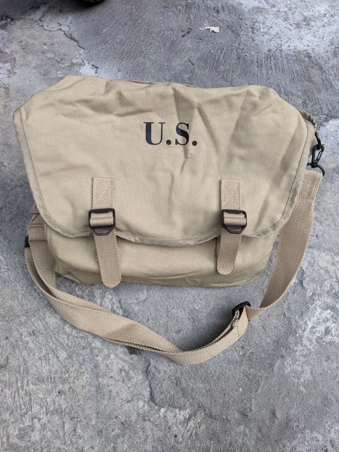 Buzz Rickson's Vintage US Army Military Bag M1936 Musette Sling Bag Size ONE SIZE - 1 Thumbnail