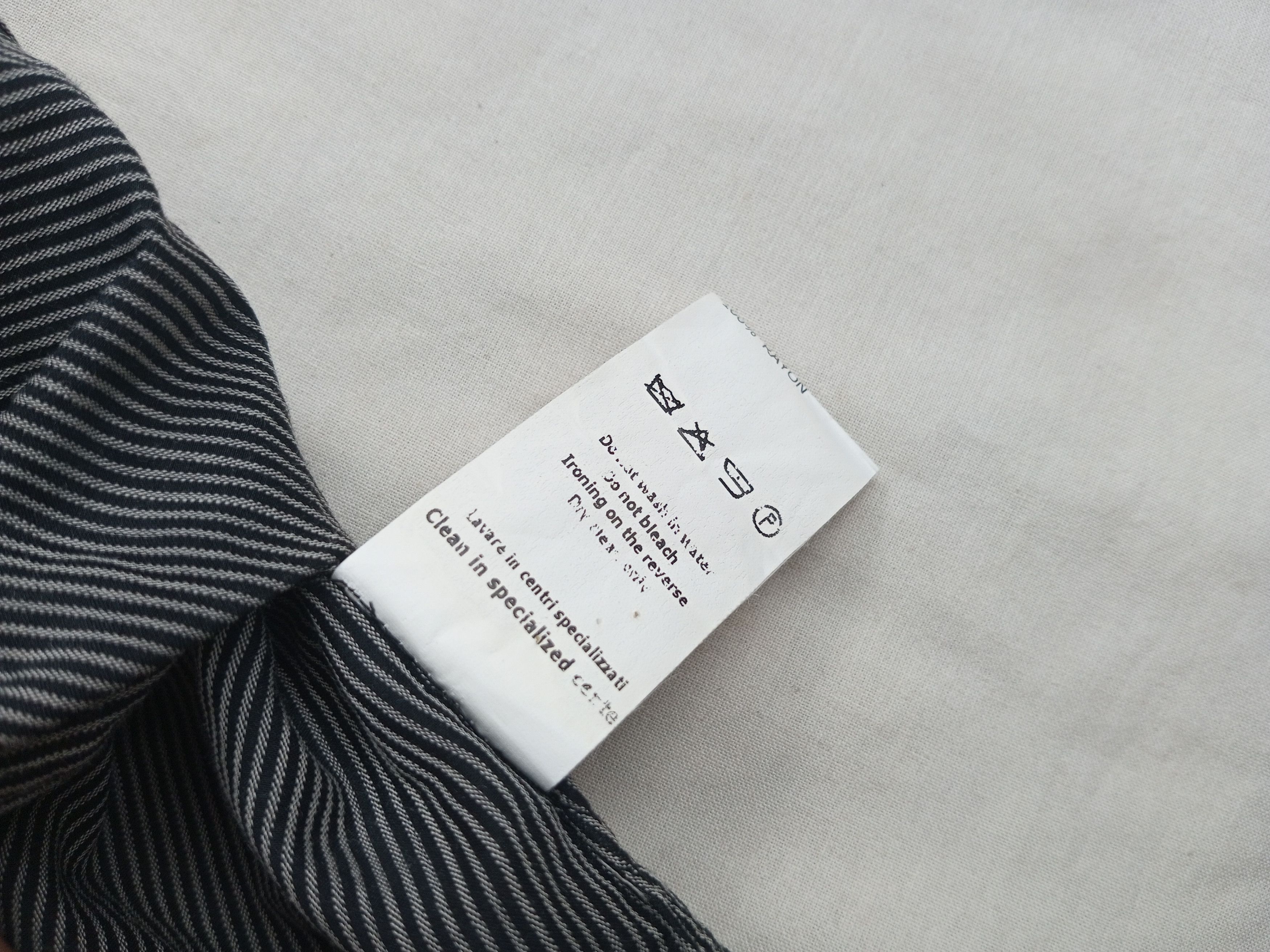 John Galliano John Galliano Vintage Stripped Button Up Shirt Size IT 46 Size L / US 10 / IT 46 - 11 Thumbnail