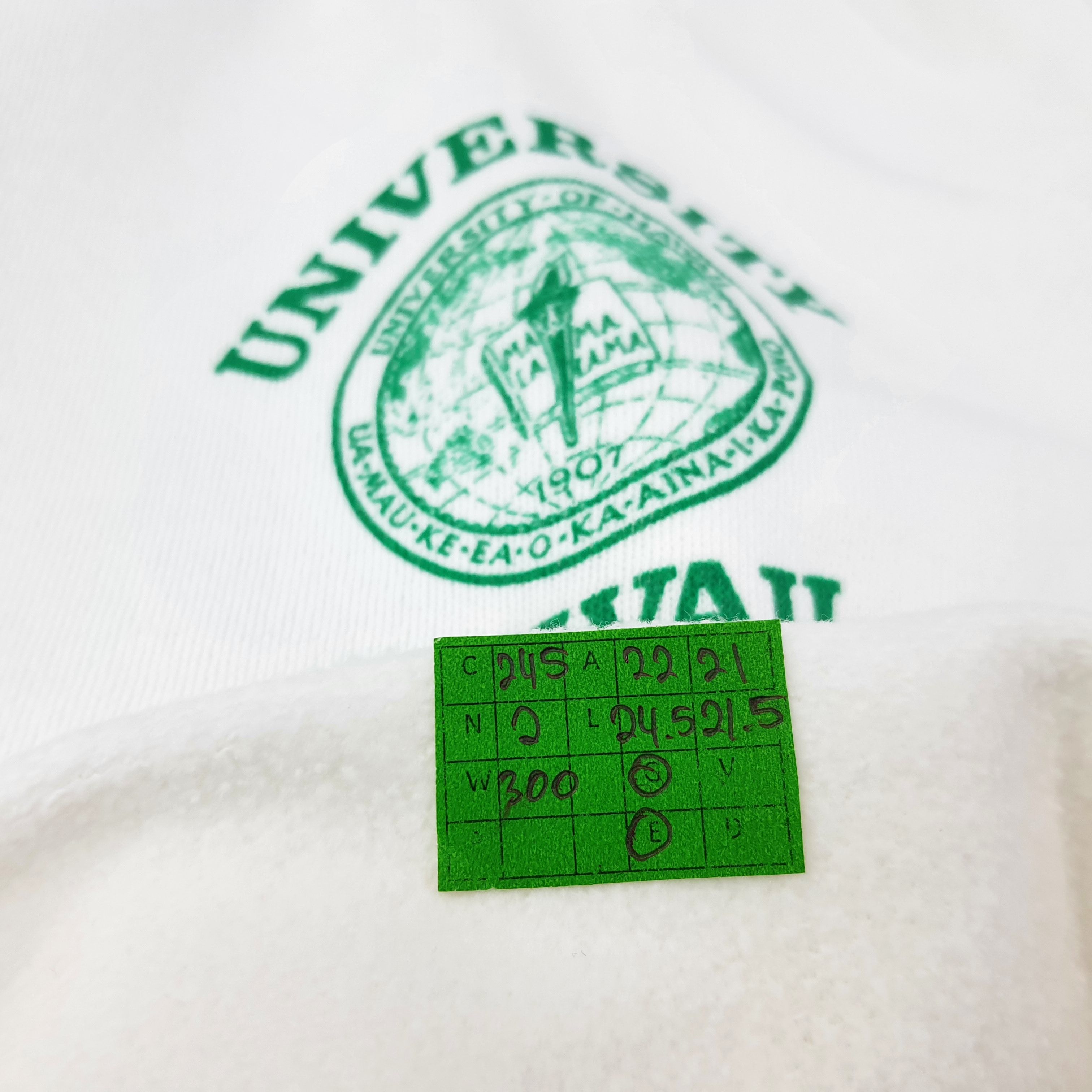Other Vintage University of Hawaii America Sweatshirt C245N2 Size US M / EU 48-50 / 2 - 6 Thumbnail