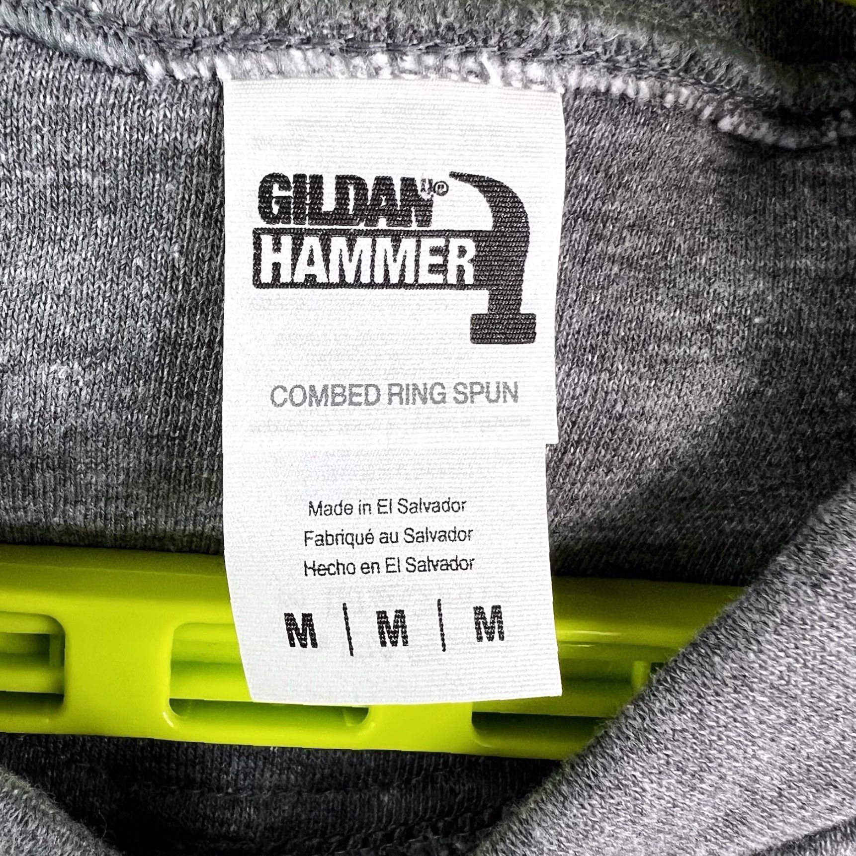 Gildan Budapest #73 Hoodie Mens M Gray Gildan Heavy Blend Graphic Print University Size US M / EU 48-50 / 2 - 5 Thumbnail