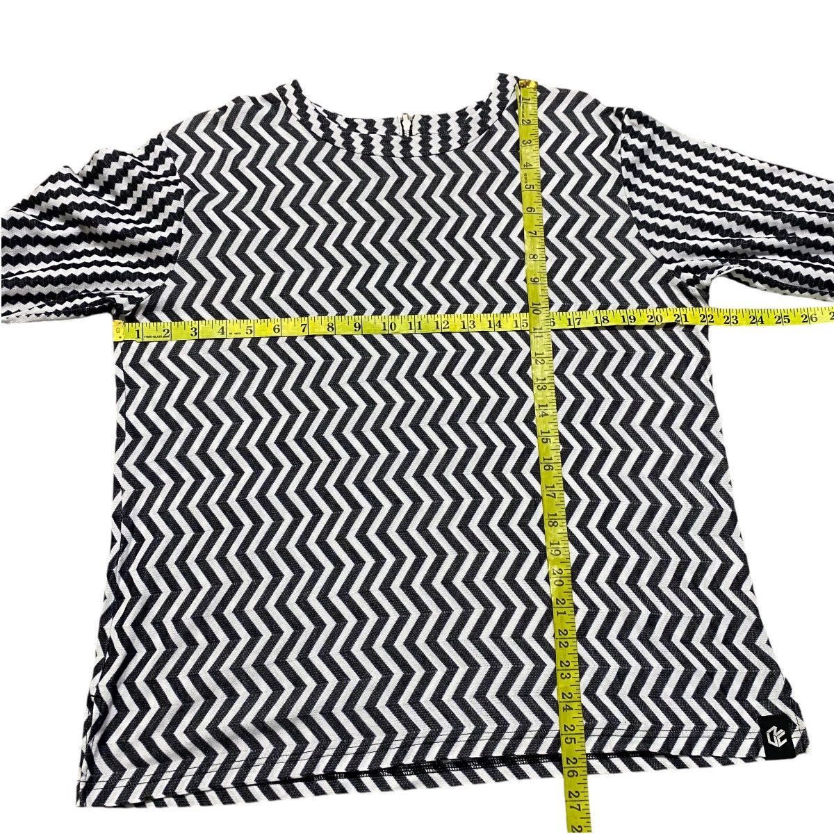 CABANE de ZUCCa Cabane De Zucca Black White Zigzag patern Blouses Size M / US 6-8 / IT 42-44 - 15 Thumbnail