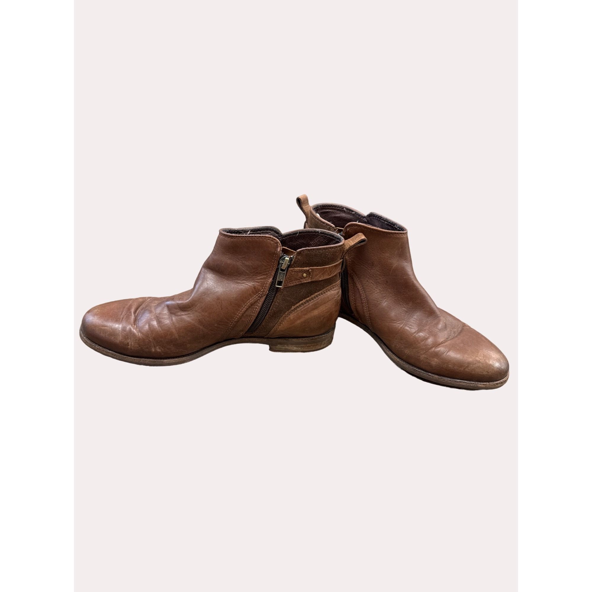 Ugg UGG Australia women’s leather brown Nike boots size 8 SKU 61 Size US 8 / IT 38 - 3 Thumbnail