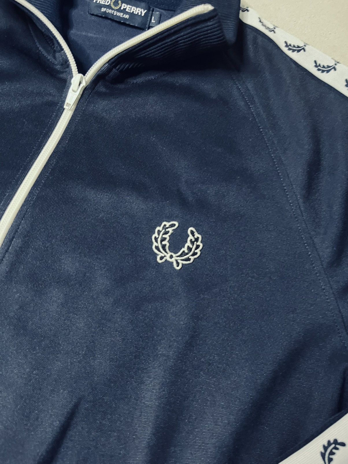 Fred Perry Zip Up Sweatshirt Fred Perry Lampas Casual Monogram Size US L / EU 52-54 / 3 - 2 Thumbnail