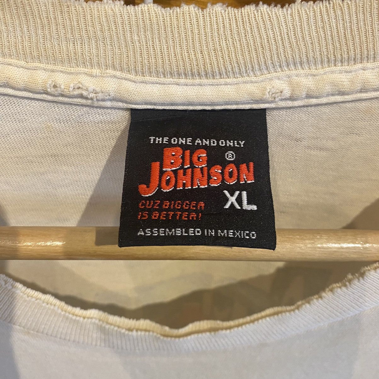 Vintage Vintage Big Johnson EMT Services T-Shirt Size US XL / EU 56 / 4 - 15 Thumbnail