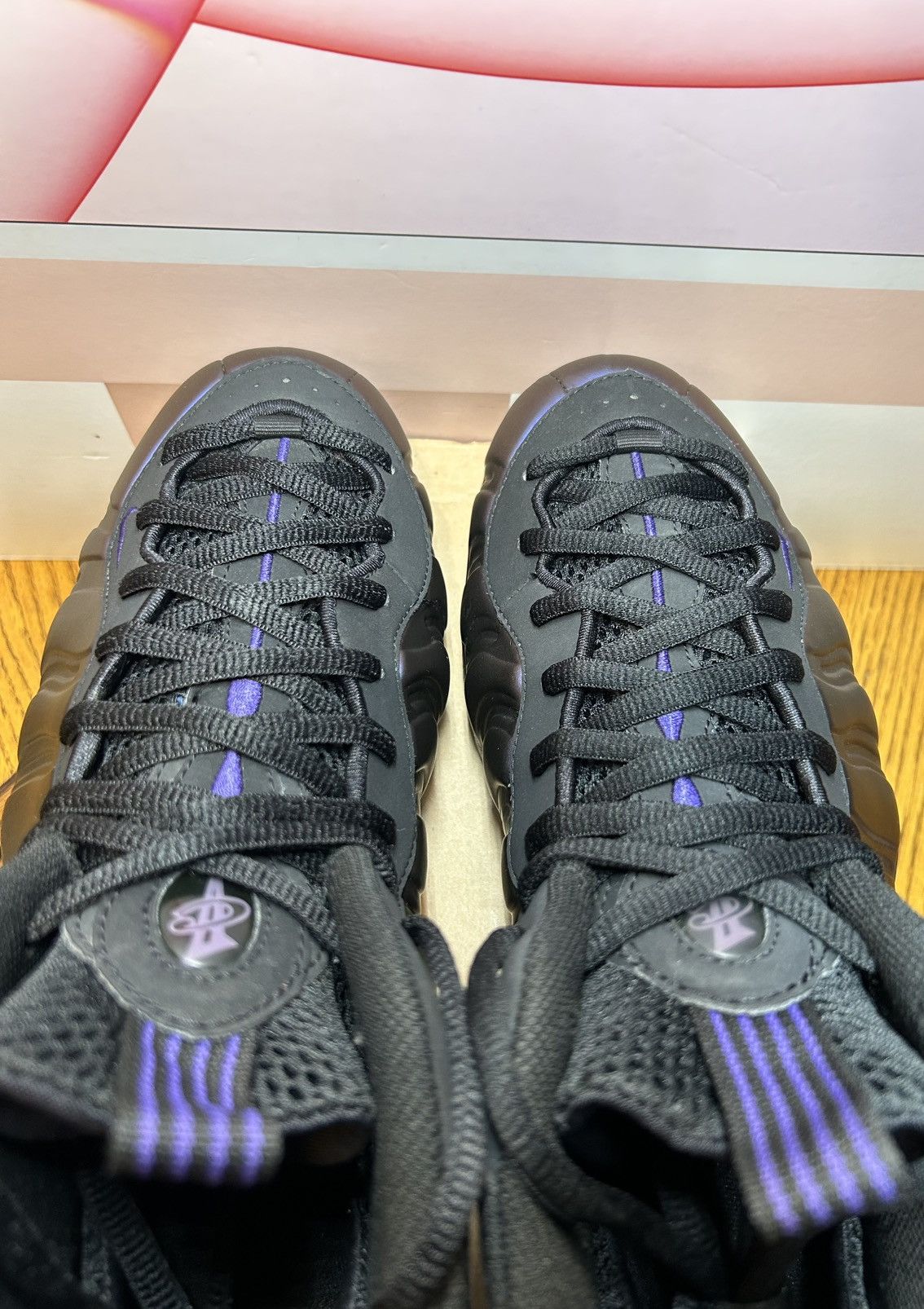 Nike Size 11 - Nike Air Foamposite One 2009 OG Eggplant LIKENEW Size US 11 / EU 44 - 5 Thumbnail