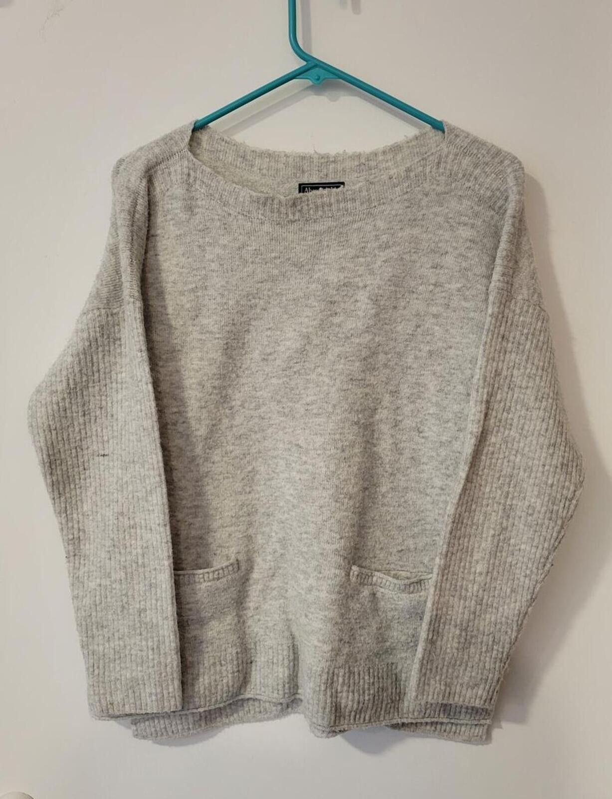 Abercrombie & Fitch Abercrombie & Fitch Light Gray Sweater with Pockets Size M / US 6-8 / IT 42-44 - 1 Thumbnail