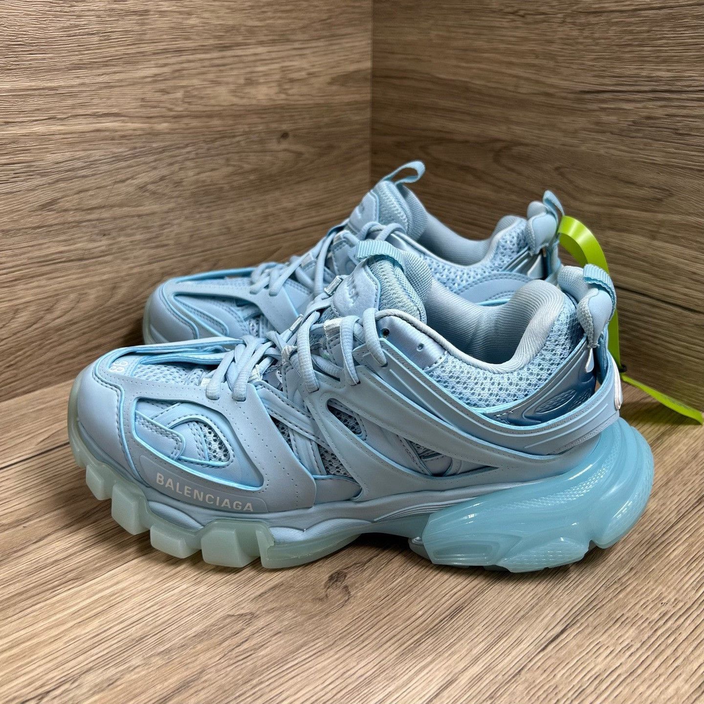 Balenciaga Balenciaga Blue Lowtop Sneakers us_8 Women Size US 8 / IT 38 - 1 Thumbnail