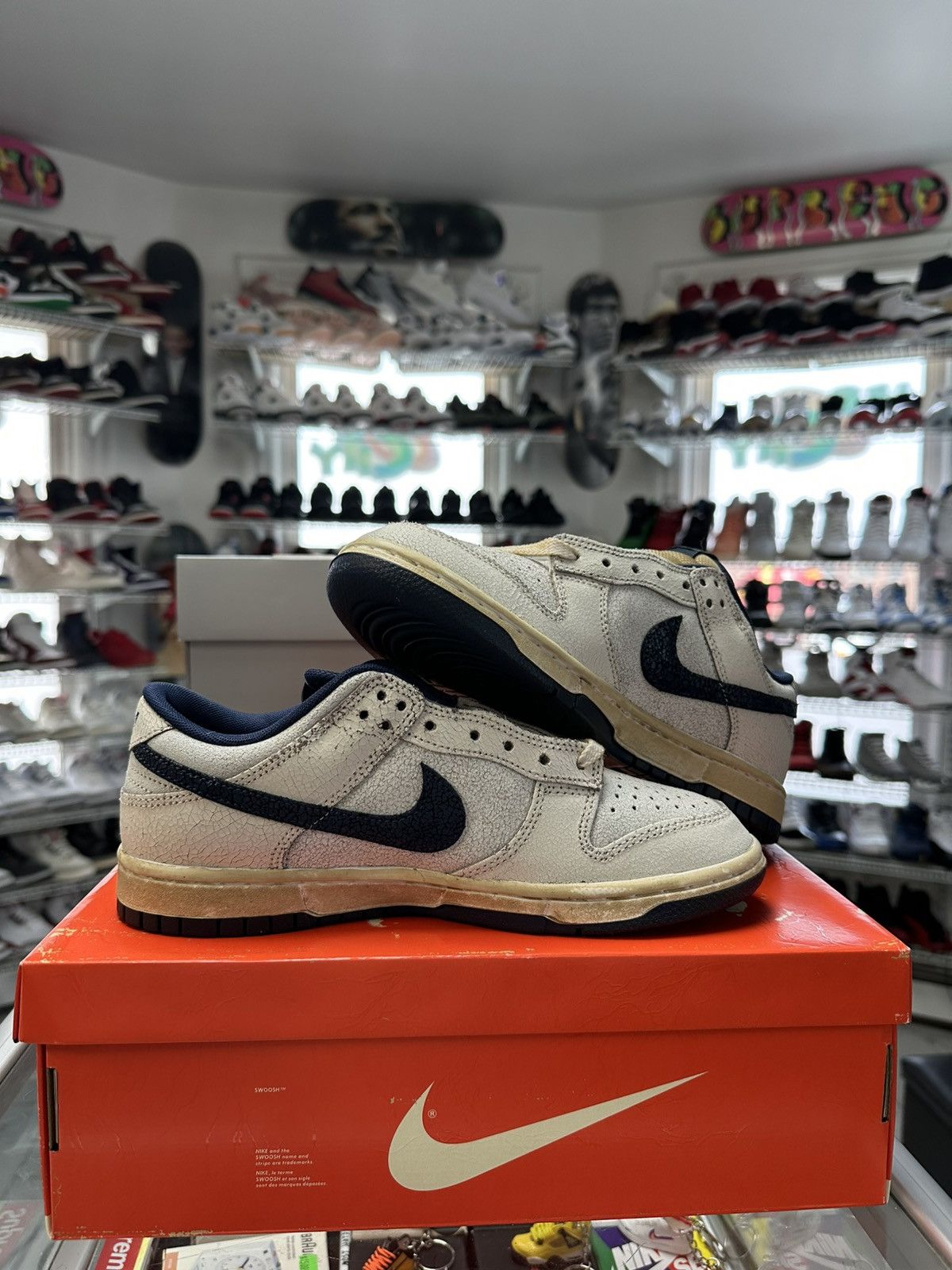 Nike Nike X Stranger Things Dunk Low Size US 7.5 / EU 40-41 - 2 Thumbnail