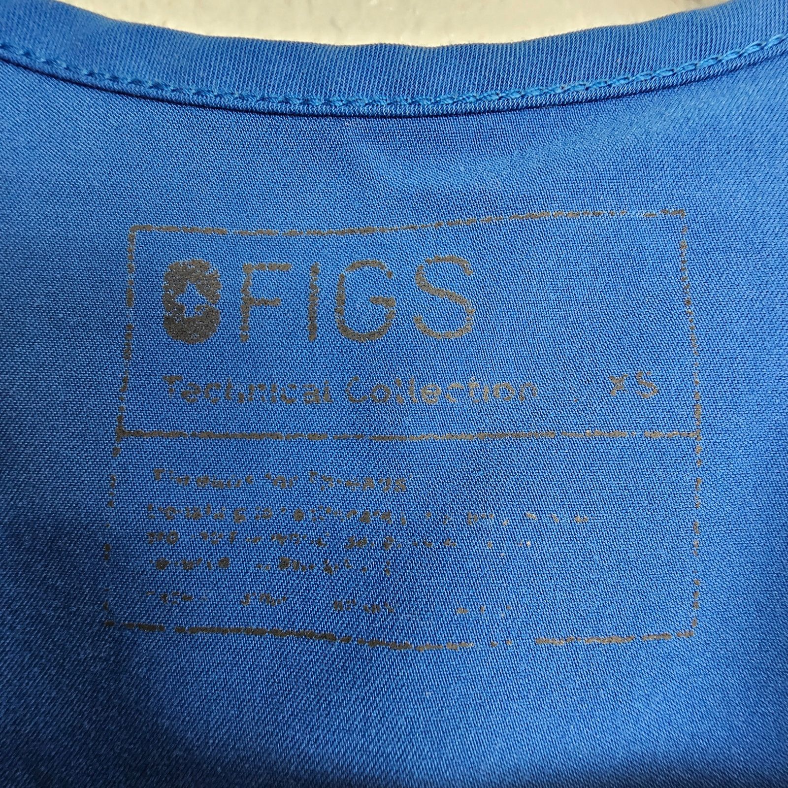 Figue FIgs Womens Catarina Scrub Top Uman Pants 2 Pc Set Size XS Size XS / US 0-2 / IT 36-38 - 5 Thumbnail