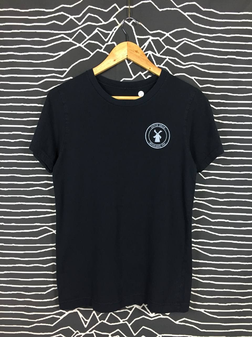 Vintage Dutch Bros Drive-thru Coffee Chain Dutch Love Promo Tee Size US S / EU 44-46 / 1 - 5 Thumbnail