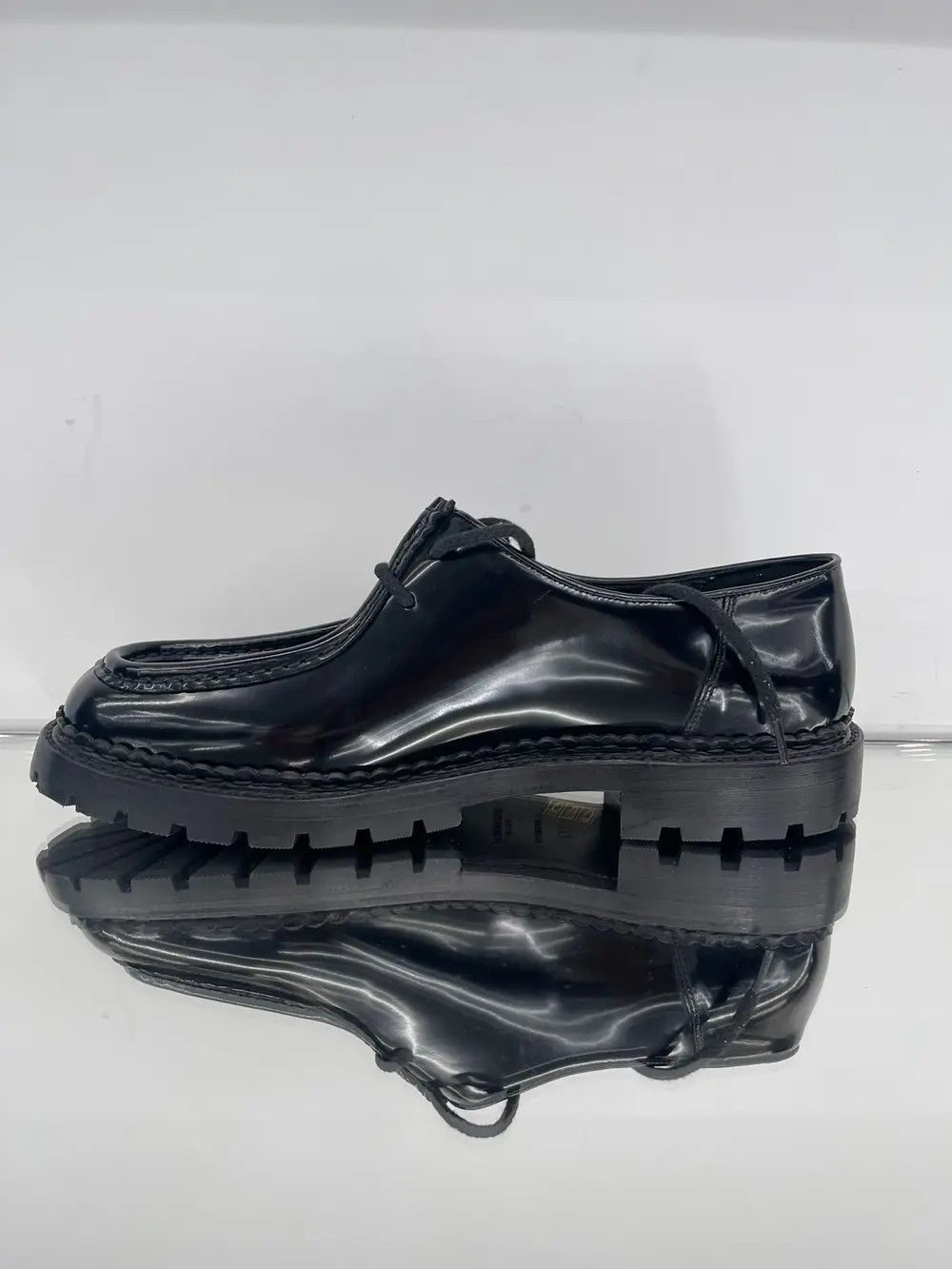 Saint Laurent Paris MALO derbies in glazed leather Size US 10 / EU 43 - 2 Thumbnail