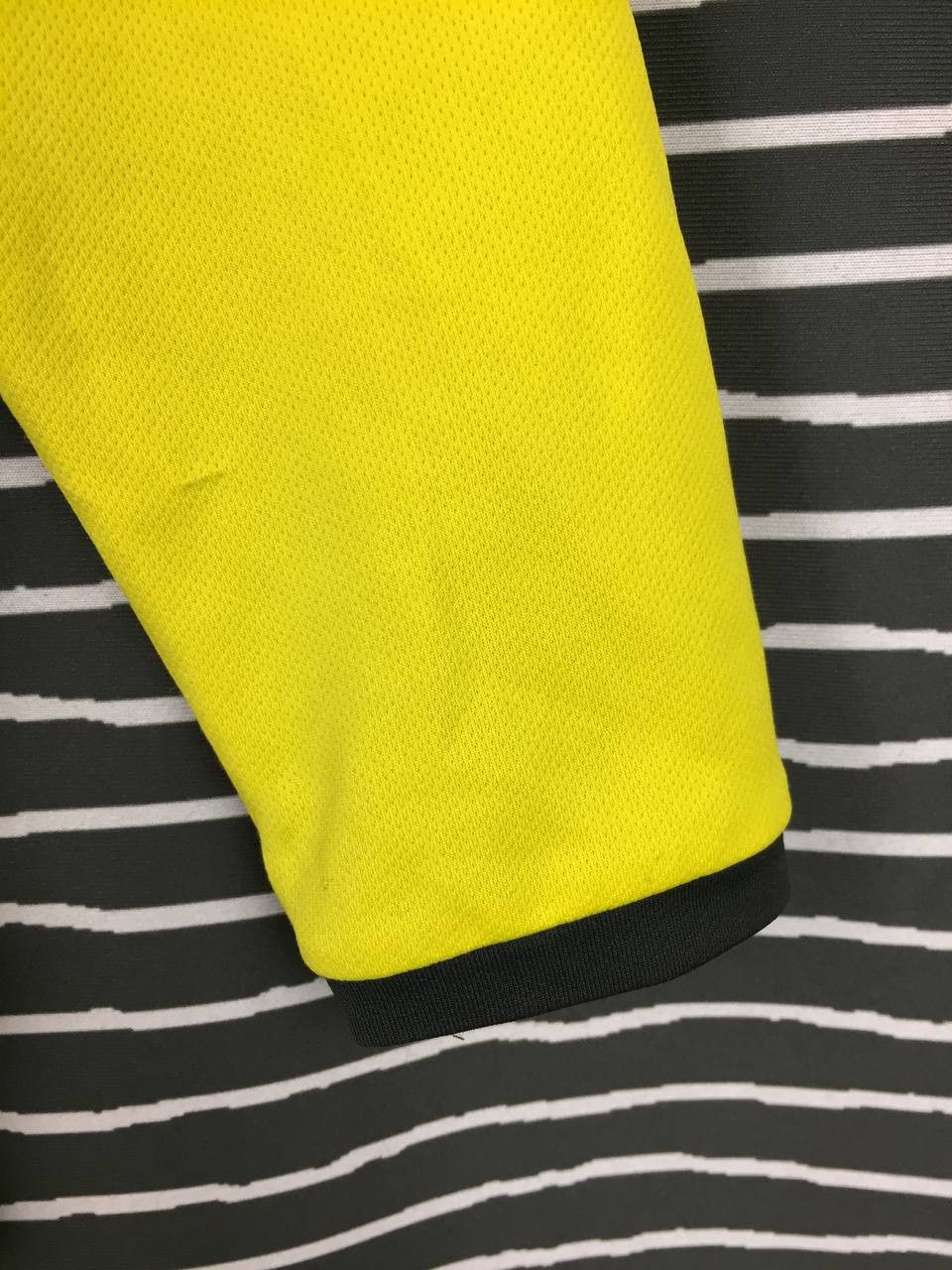 Japanese Brand Yonex Kashiwa Reysol J-League Long Sleeve Football Jersey Size US M / EU 48-50 / 2 - 12 Thumbnail