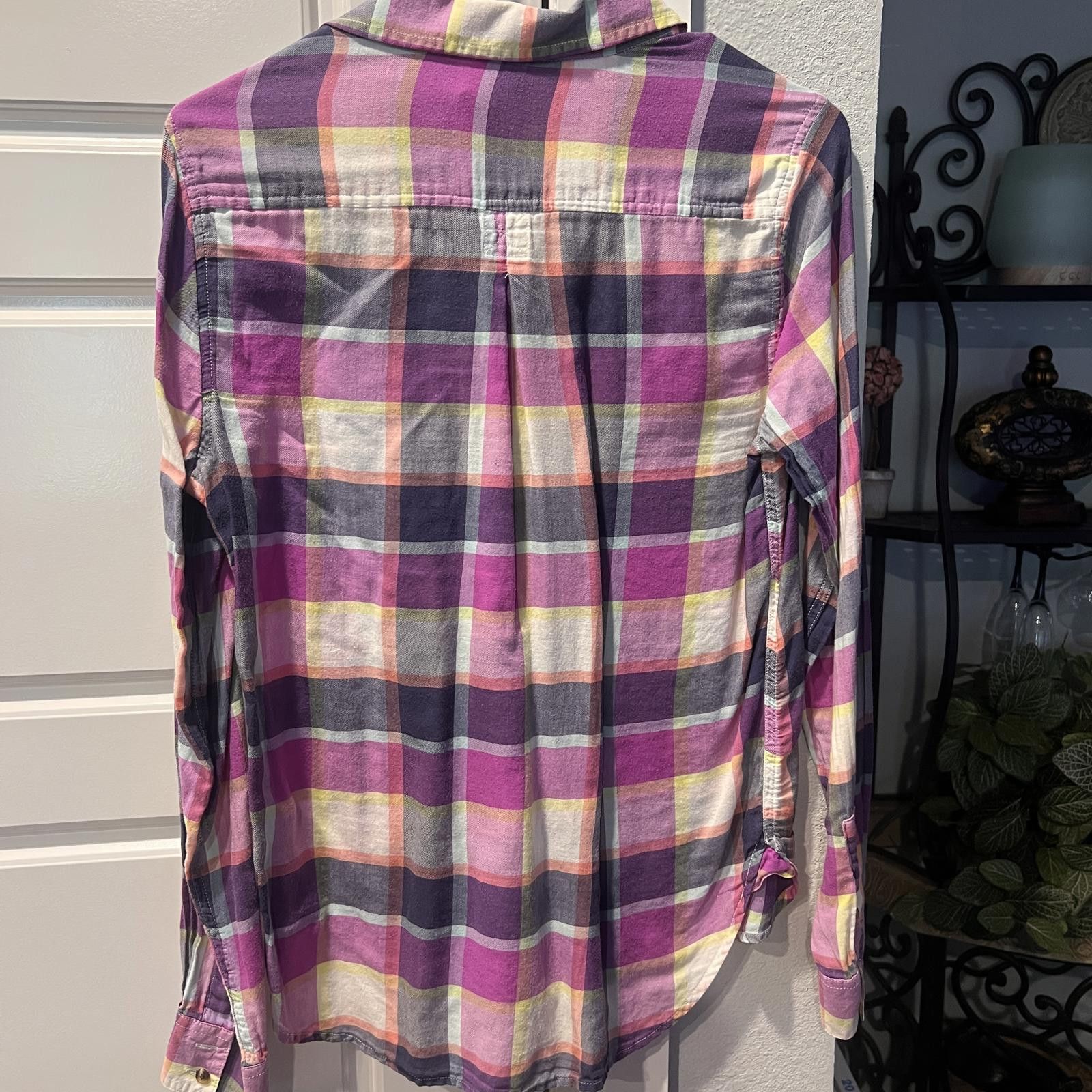 American Eagle Outfitters American Eagle Outfitters Womens Plaid Button-Up Shirt Size Size S / US 4 / IT 40 - 2 Thumbnail