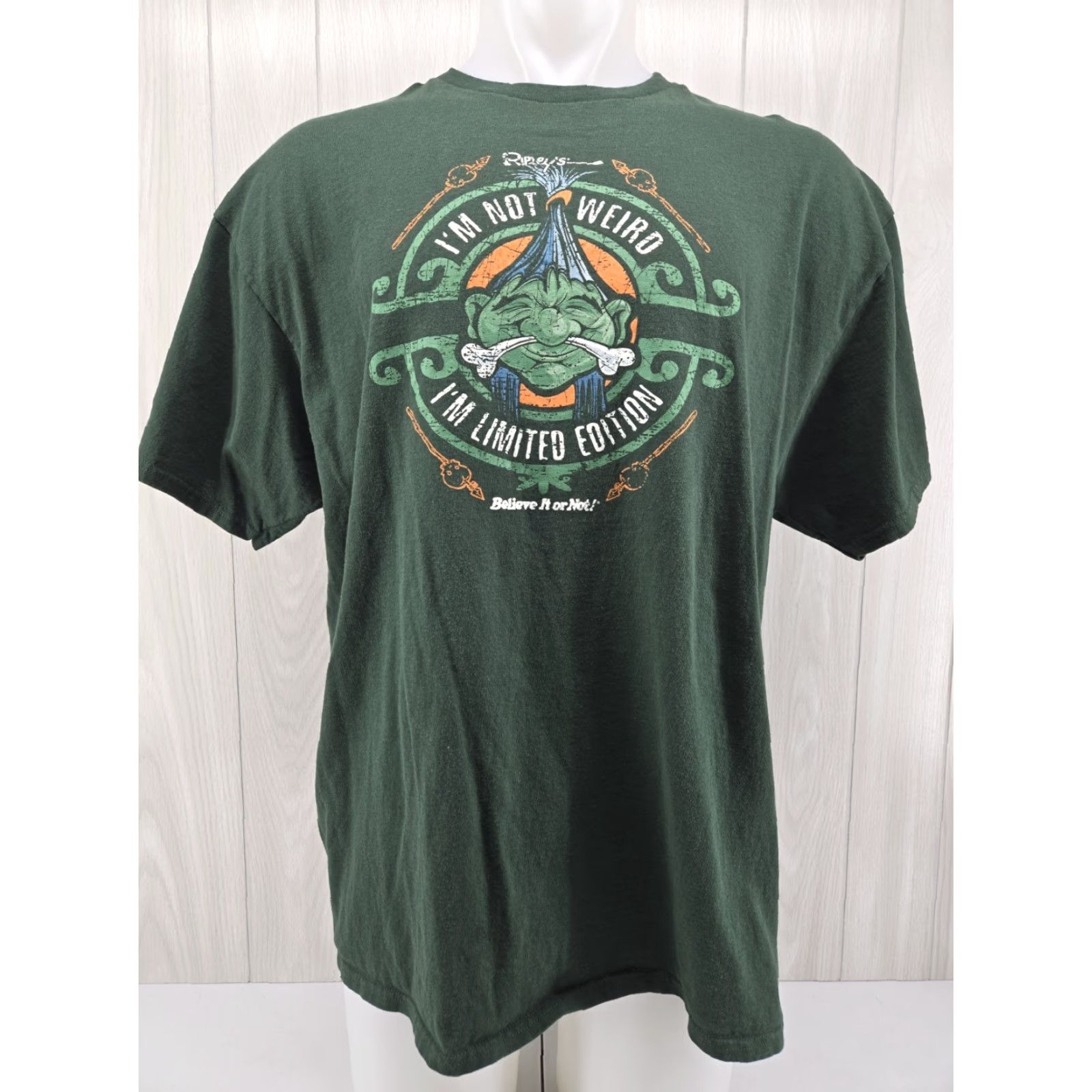 Delta Ripleys Believer It or Not Green Limited Edition T-Shirt 2XL Men Cotton Short Sleeve Graphic Print Regular Size US XXL / EU 58 / 5 - 3 Thumbnail