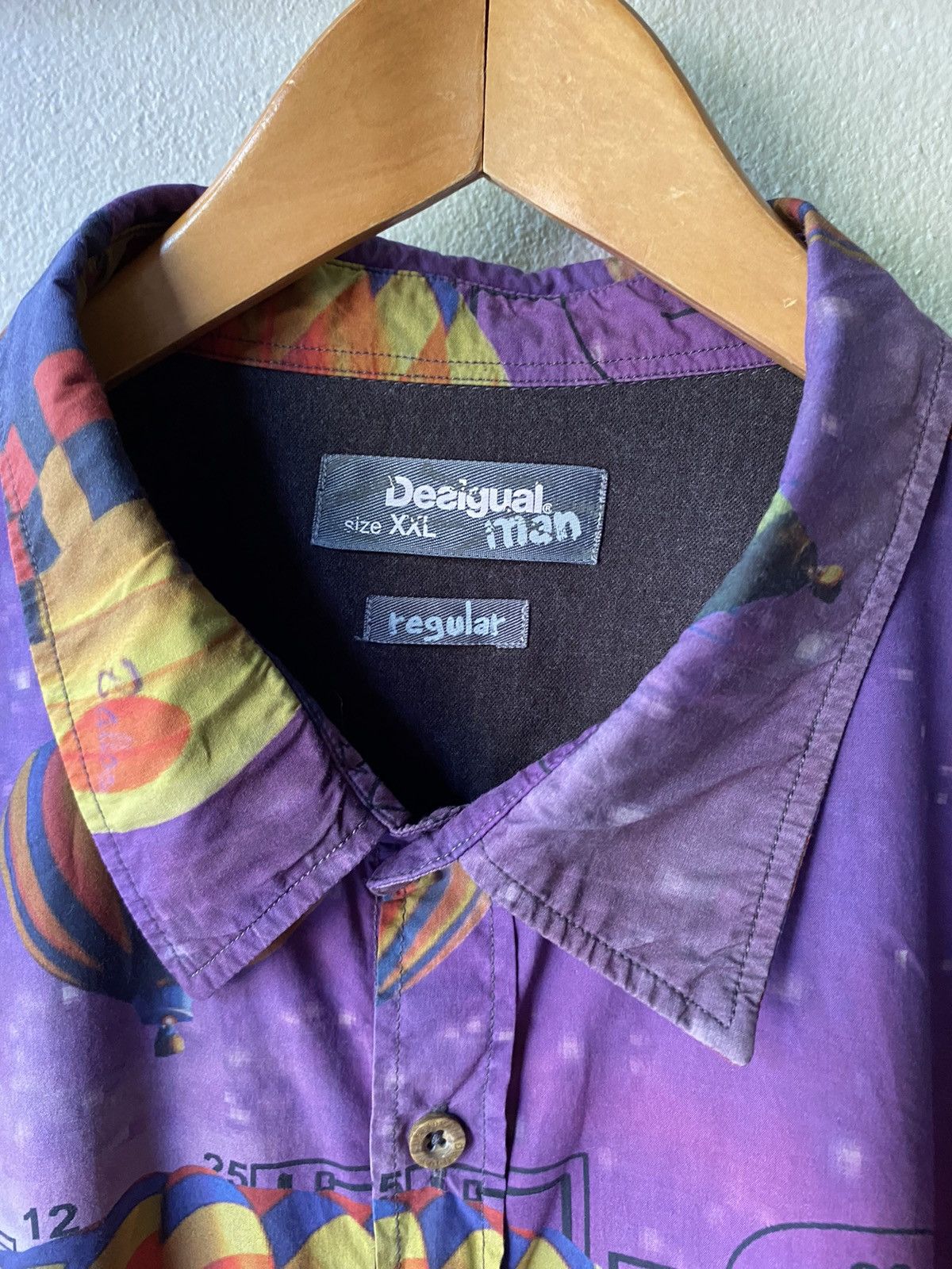 Desigual Desigual man GLOBO printed shirt Size US XXL / EU 58 / 5 - 15 Thumbnail