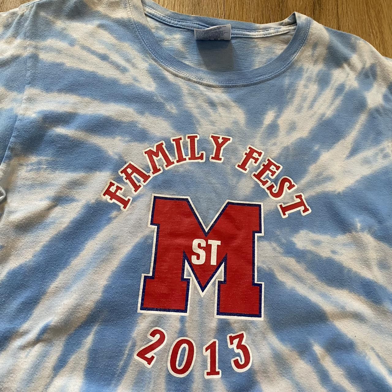 Other Blue and white tie dye family fest shirt Port and Size US S / EU 44-46 / 1 - 3 Thumbnail