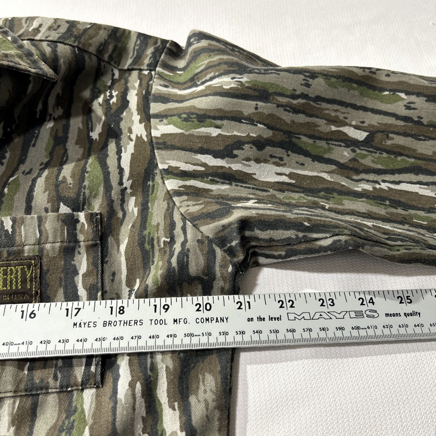 Realtree VINTAGE Liberty Realtree OG Camo Hunting Shirt Button Jacket 80s USA Made Medium Mens Size US M / EU 48-50 / 2 - 4 Thumbnail