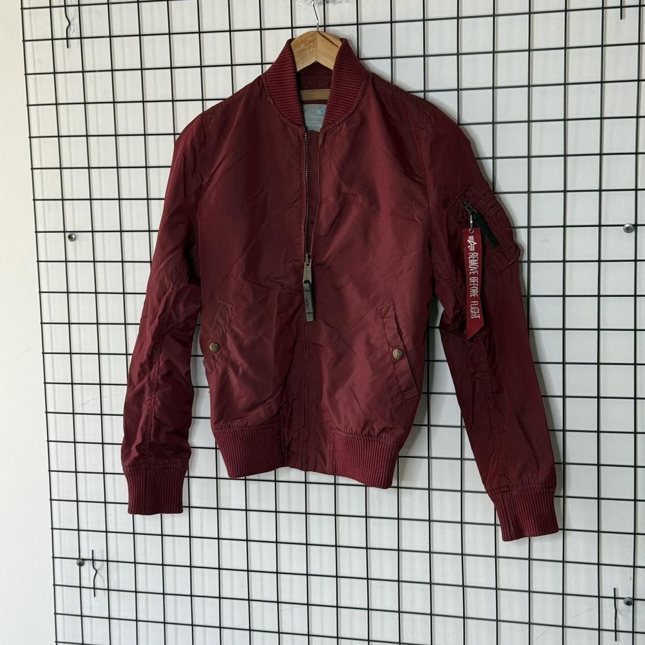 Alpha Industries Alpha Industries MA 1 Military Jacket Burgandy Size US S / EU 44-46 / 1 - 3 Thumbnail