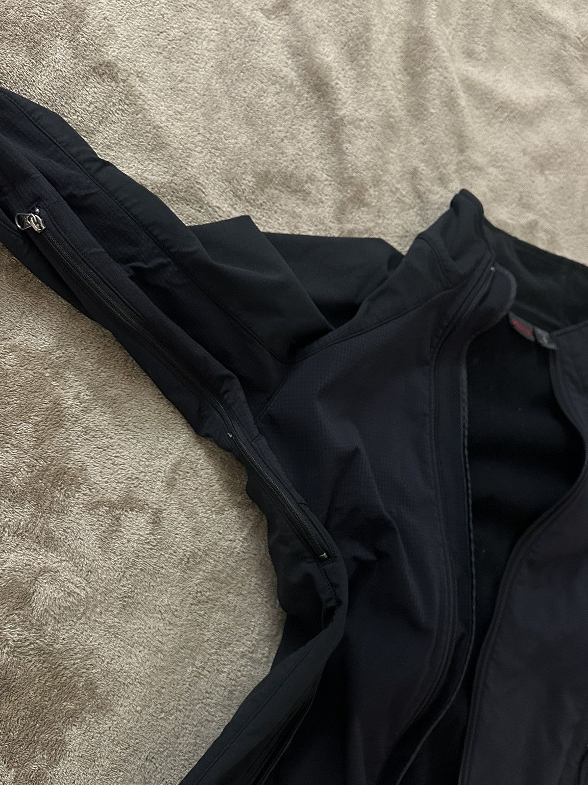 Marmot Marmot soft shell wind breaker and waterproof w armpit zips Size US M / EU 48-50 / 2 - 4 Thumbnail