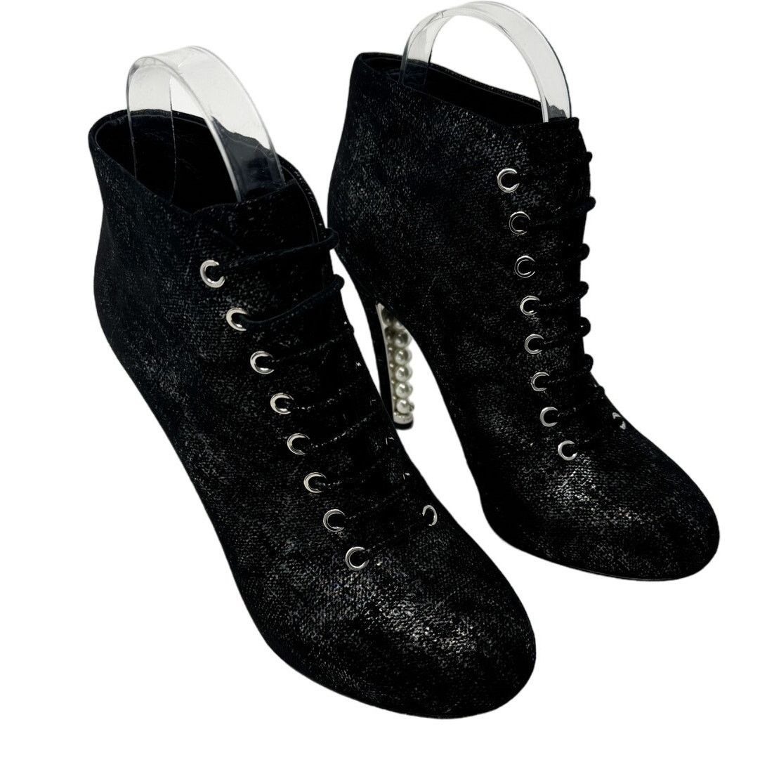 Chanel Chanel Pearl Heel CC logo Victorian Ankle Boots size 38 Size US 8 / IT 38 - 9 Thumbnail