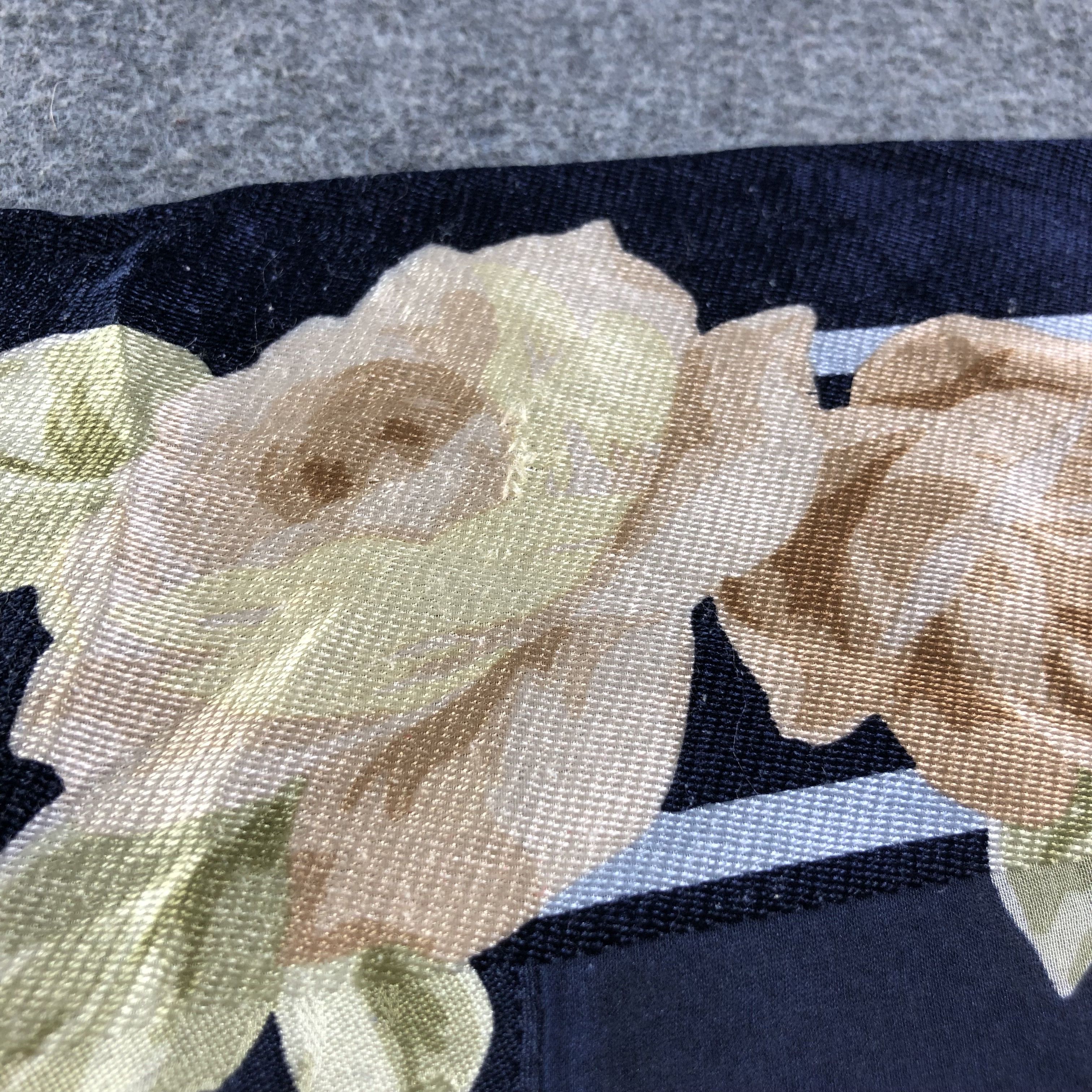 Nina Ricci Vintage Nina Ricci Floral Silk Scarf M827 Size ONE SIZE - 6 Thumbnail