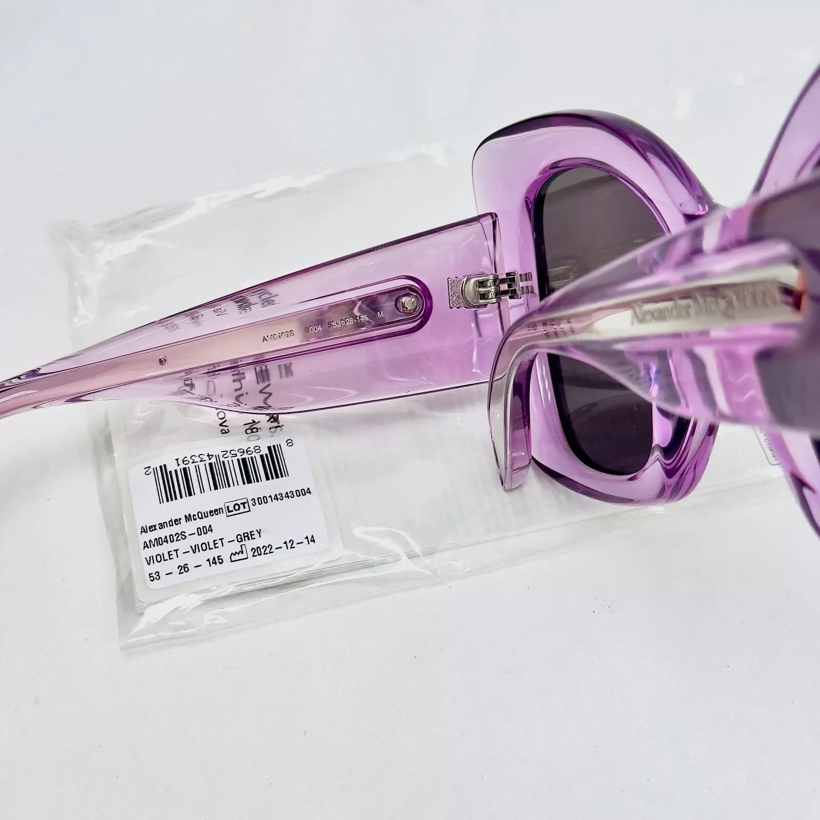 Alexander McQueen ALEXANDER MCQUEEN Violet Translucent AM0402S 0402 004 Size ONE SIZE - 7 Thumbnail