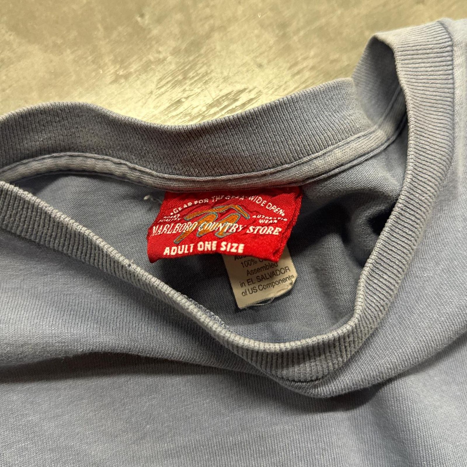 Marlboro × Vintage Vintage 90s Marlboro Country Store Pocket Graphic T-Shirt Size US XL / EU 56 / 4 - 4 Thumbnail