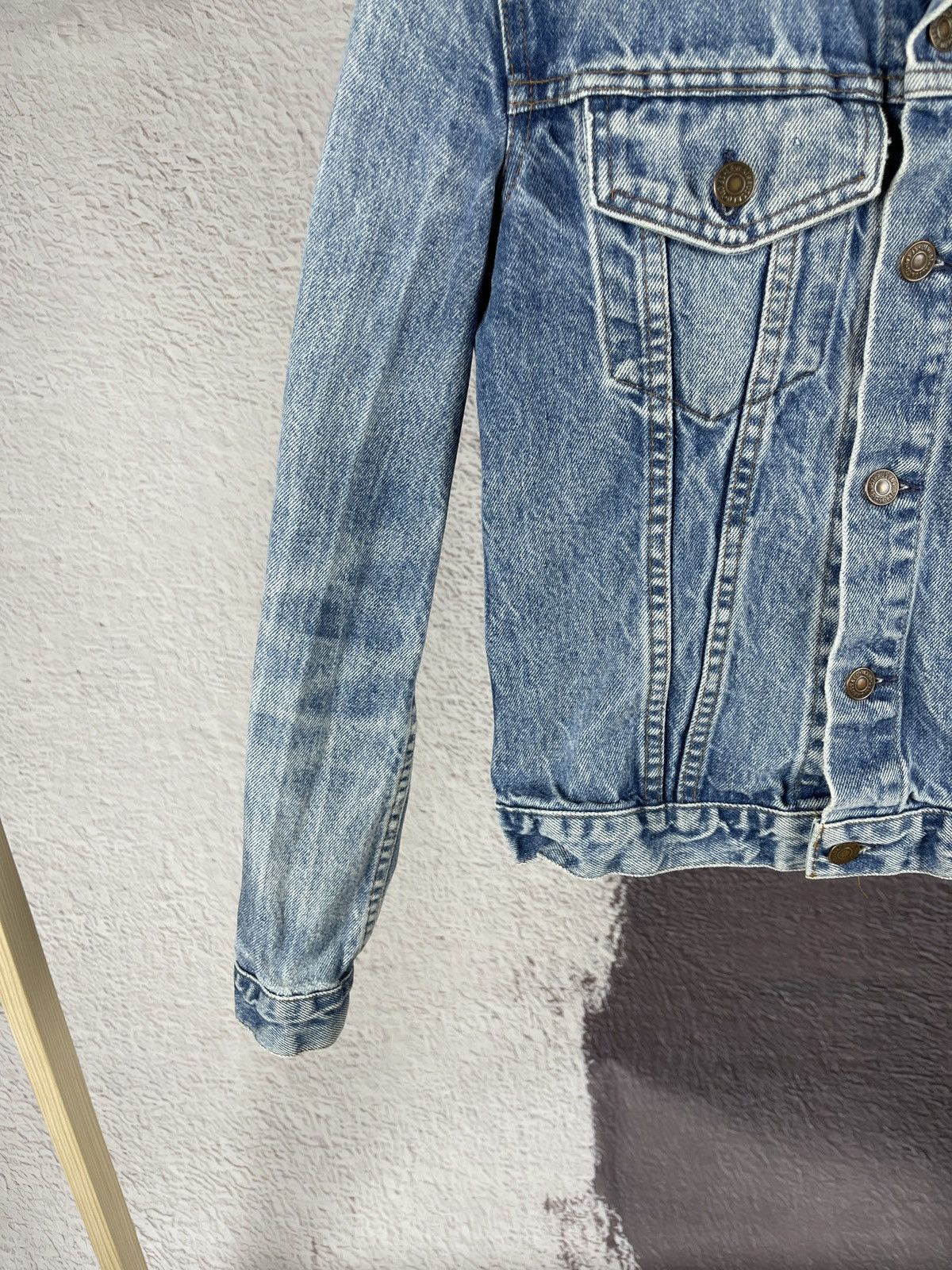 Levi's Levi’s vintage 80s blue faded made in France denim jacket Size XS / US 0-2 / IT 36-38 - 3 Thumbnail
