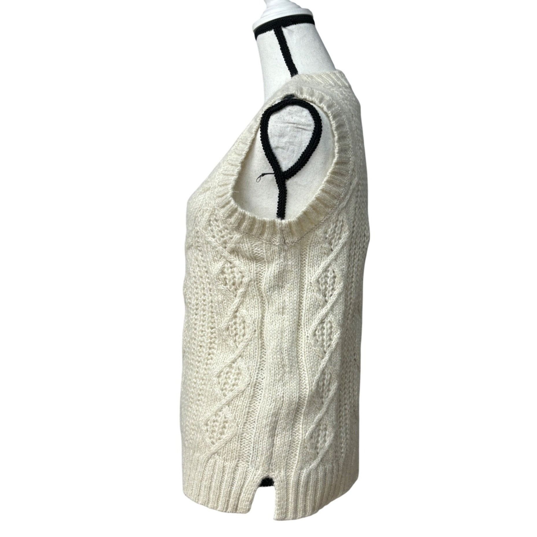 Other Vero Moda Briella V-neck Cable-Knit Sleeveless Sweater, S, B Size S / US 4 / IT 40 - 3 Thumbnail