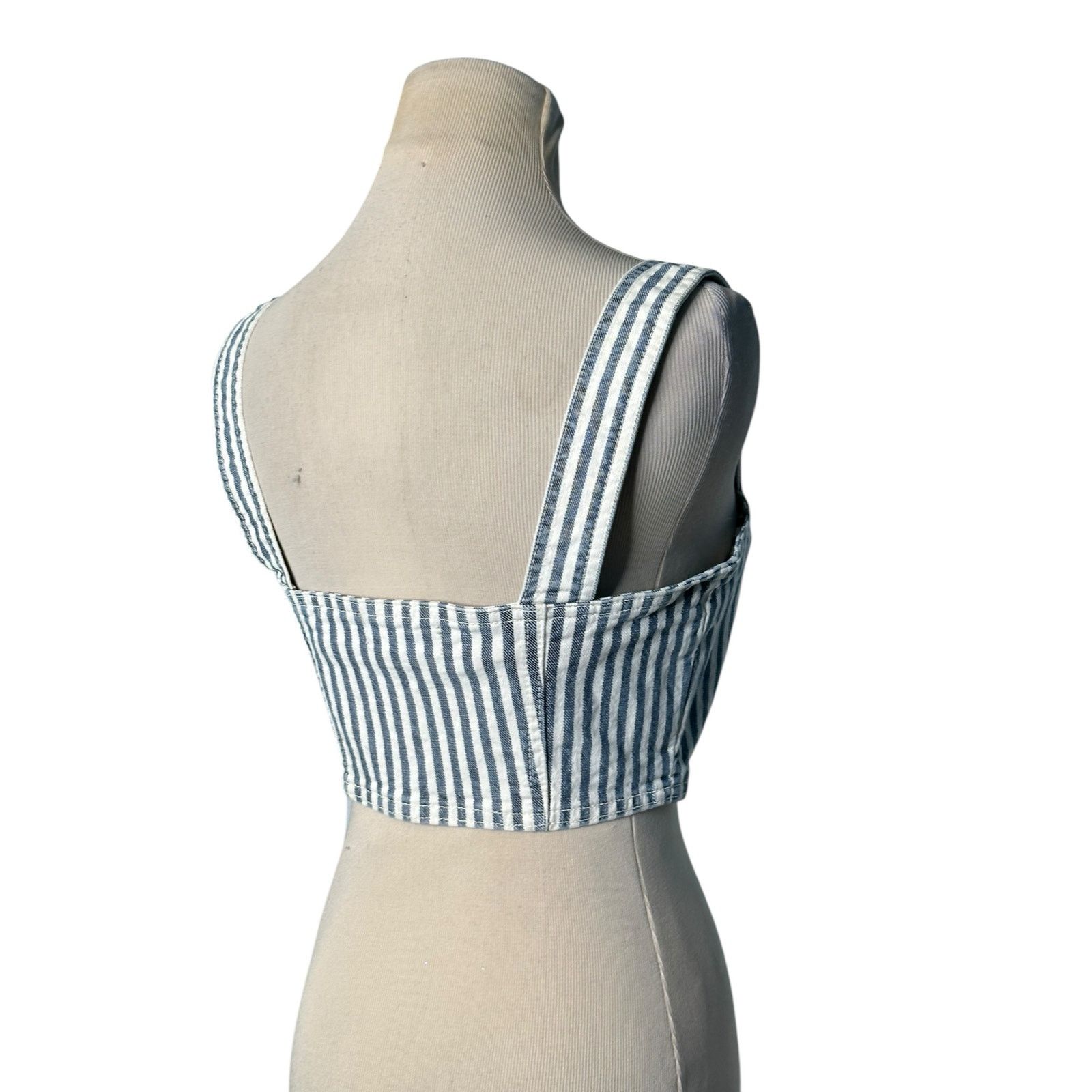 Zara Zara blue white denim strappy crop top size Small Size S / US 4 / IT 40 - 18 Thumbnail