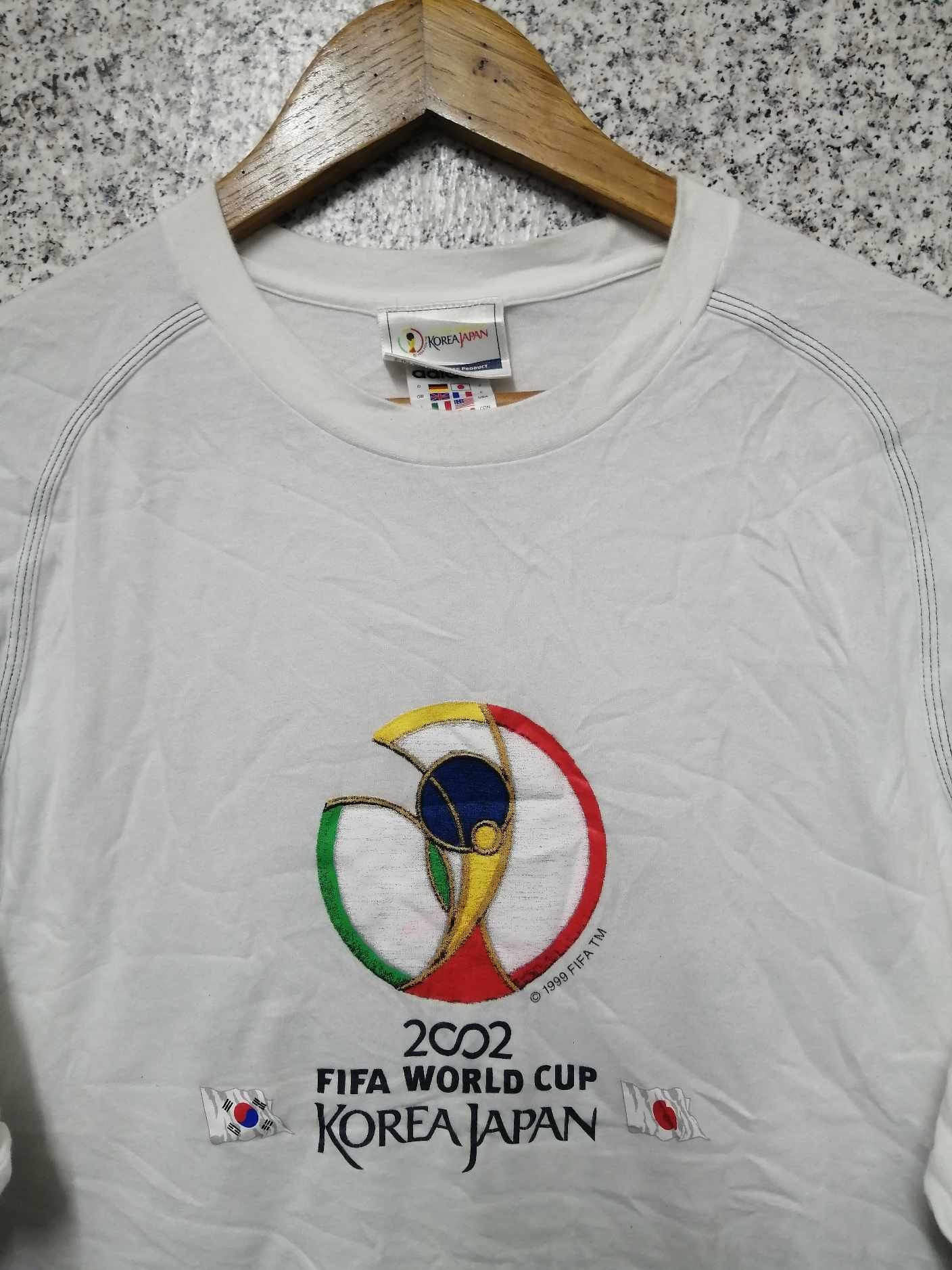 Adidas Vintage Adidas World Cup 2002 Korea Japan soccer Very Rare Size US M / EU 48-50 / 2 - 3 Thumbnail