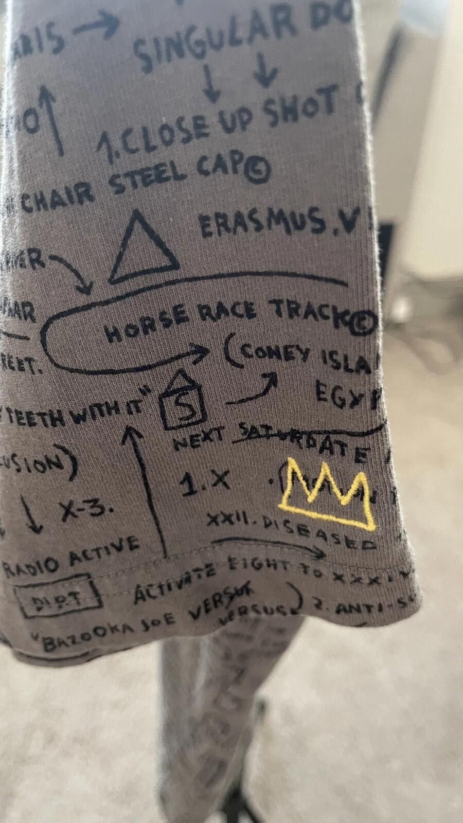 Uniqlo Uniqlo Jean-Michel Basquiat T Shirt Size M Gray With Black Size US M / EU 48-50 / 2 - 3 Thumbnail