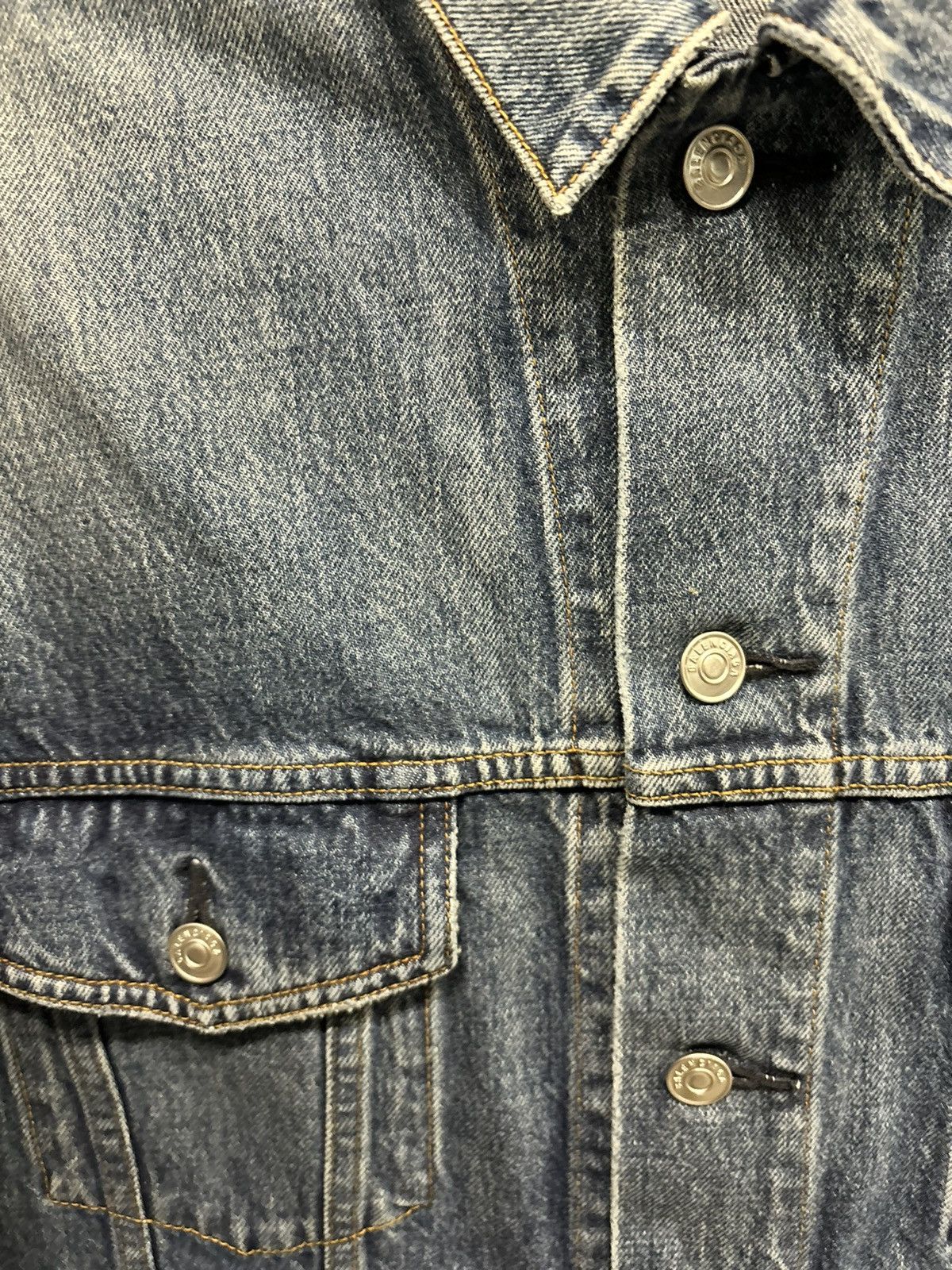 Balenciaga BALENCIAGA DENIM JACKET REAR LOGO Size US M / EU 48-50 / 2 - 3 Thumbnail