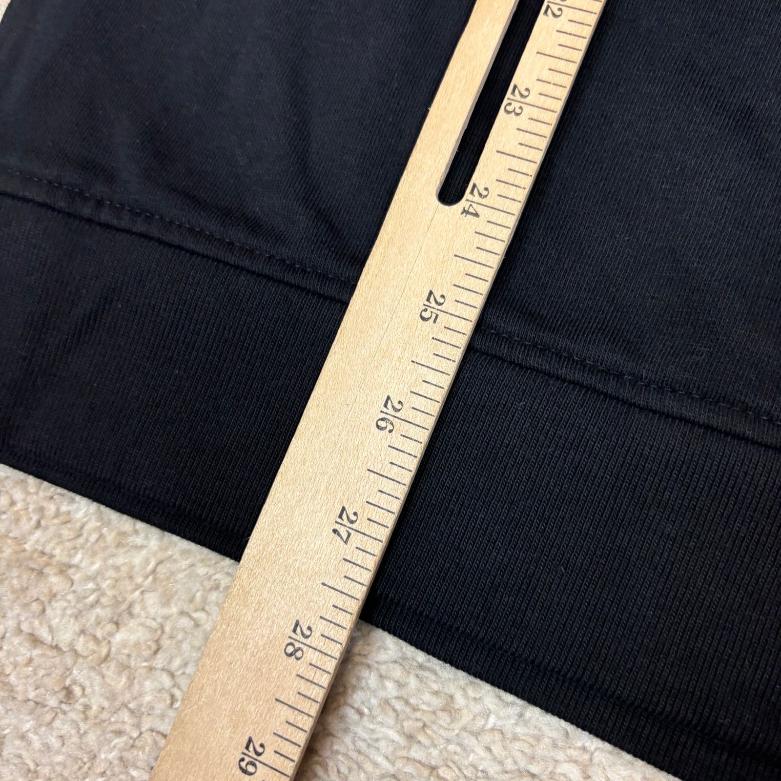 Other In From The Cold Season 1 Netflix Cast Crew Sweatshirt Men M Size US M / EU 48-50 / 2 - 6 Thumbnail