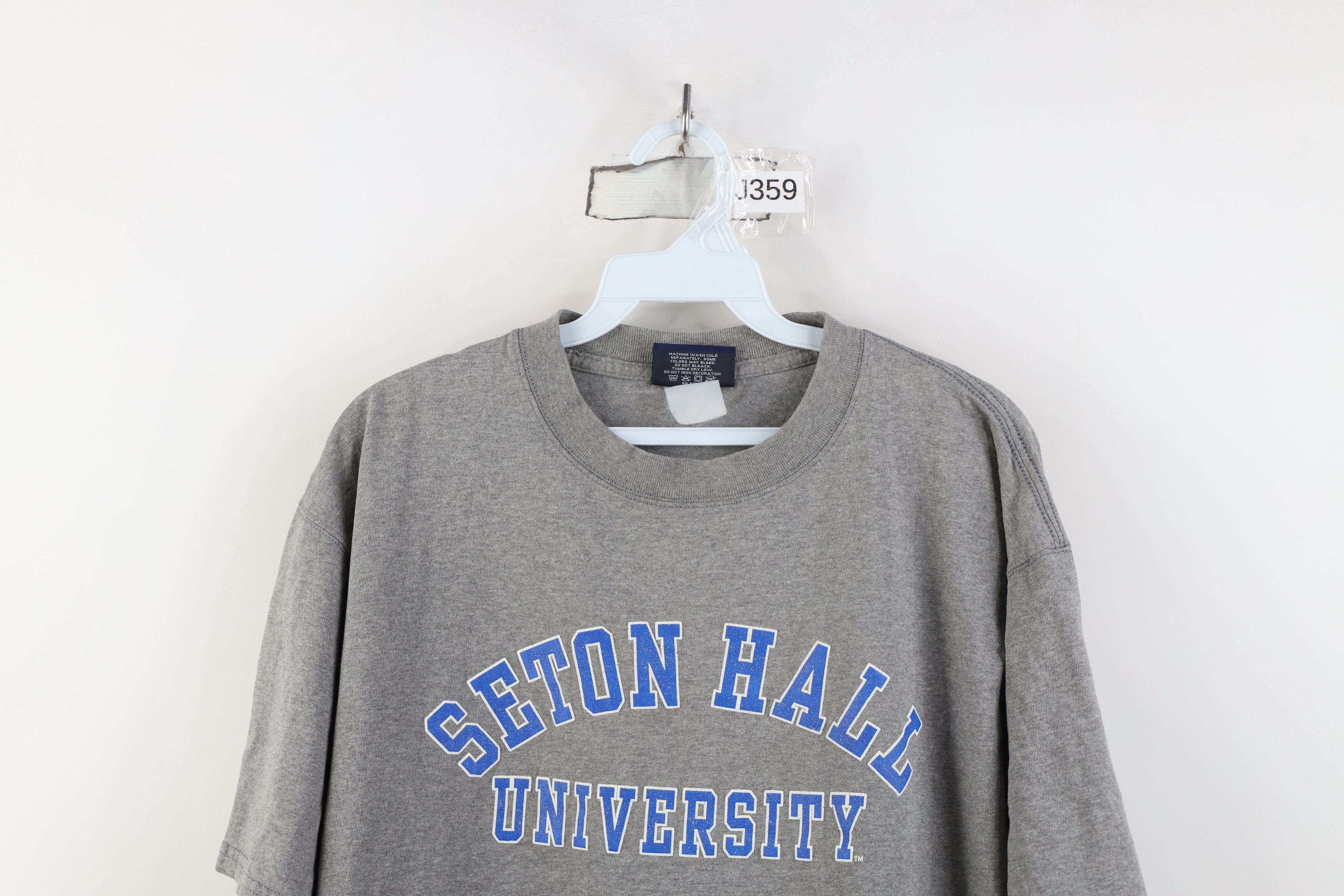 Vintage Vintage 90s Seton Hall University Short Sleeve T-Shirt Gray Size US L / EU 52-54 / 3 - 2 Thumbnail