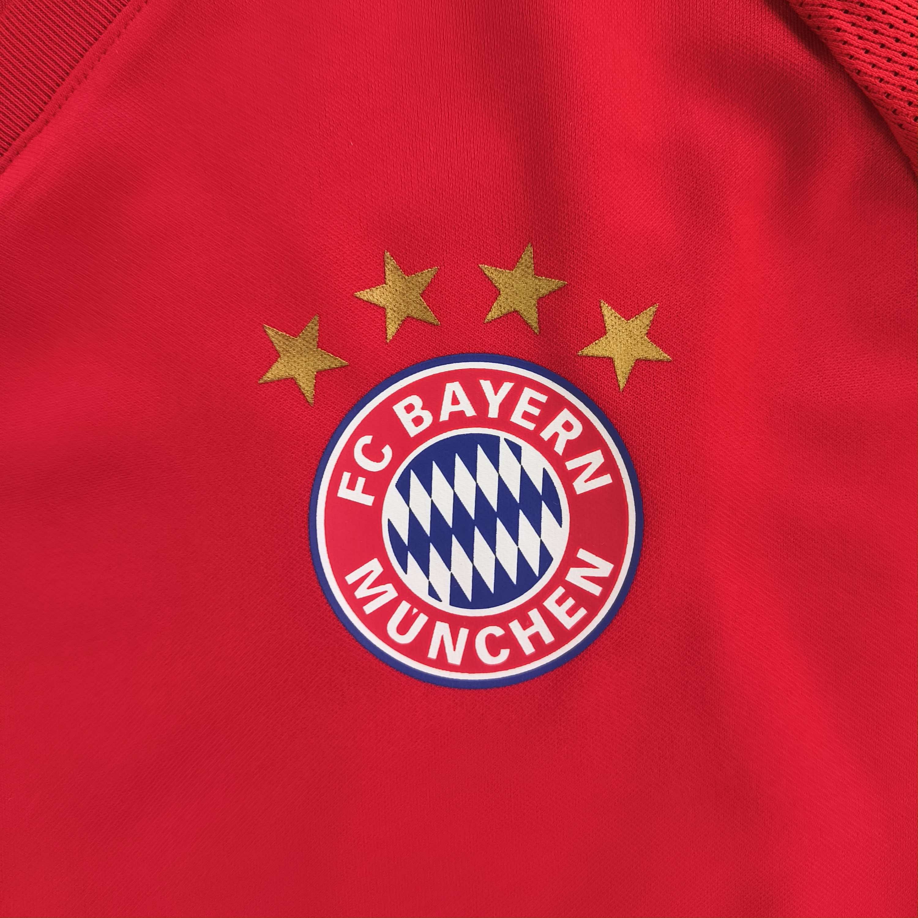 Adidas Bayern Munich 2017-18 Adidas training football jersey size M Size US M / EU 48-50 / 2 - 3 Thumbnail
