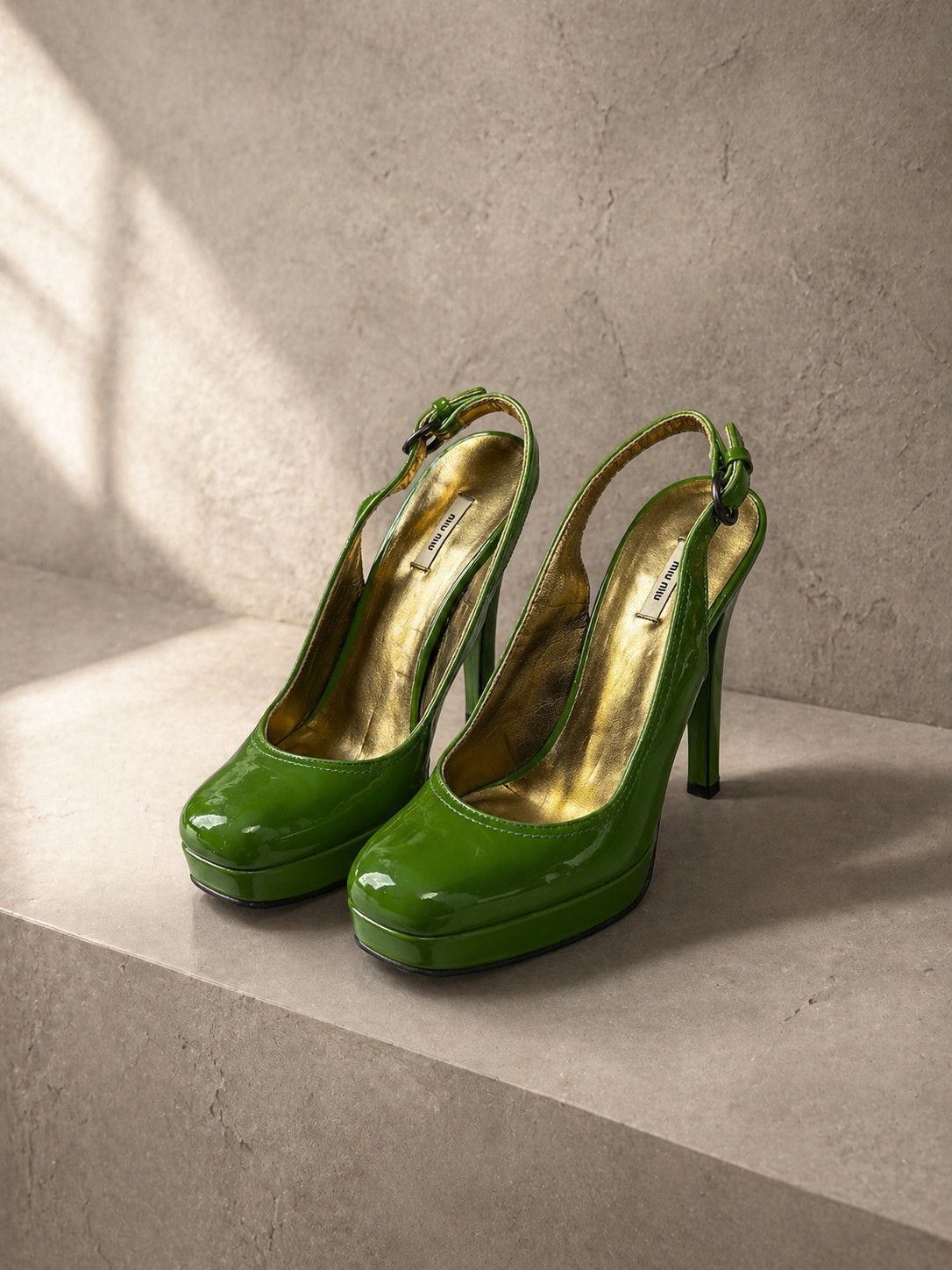 Miu Miu Miu Miu Patent Leather Slingback Heels Platform Green Size US 7 / IT 37 - 1 Thumbnail