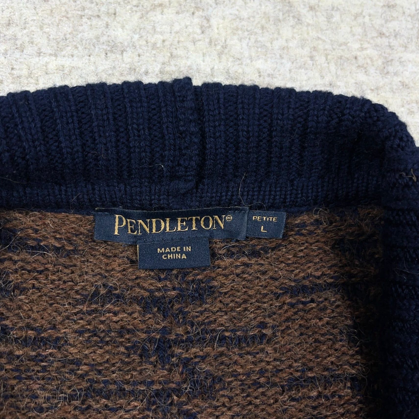 Pendleton Pendleton Cardigan Sweater Women L Open Front Wool Alpaca Shawl Neck V-Neck Pockets Geometric Bohemian vintage? no Size L / US 10 / IT 46 - 5 Thumbnail