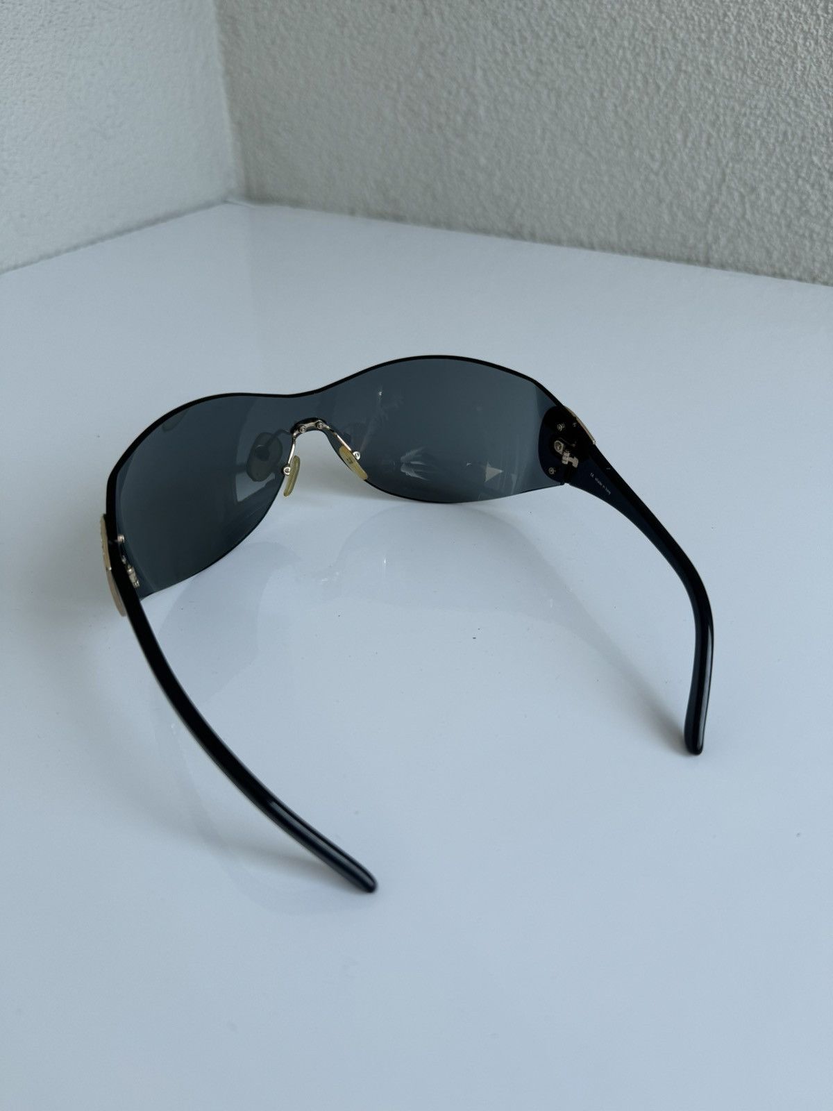 Givenchy Givenchy Sunglasses Mask Vintage Women’s Size ONE SIZE - 11 Thumbnail