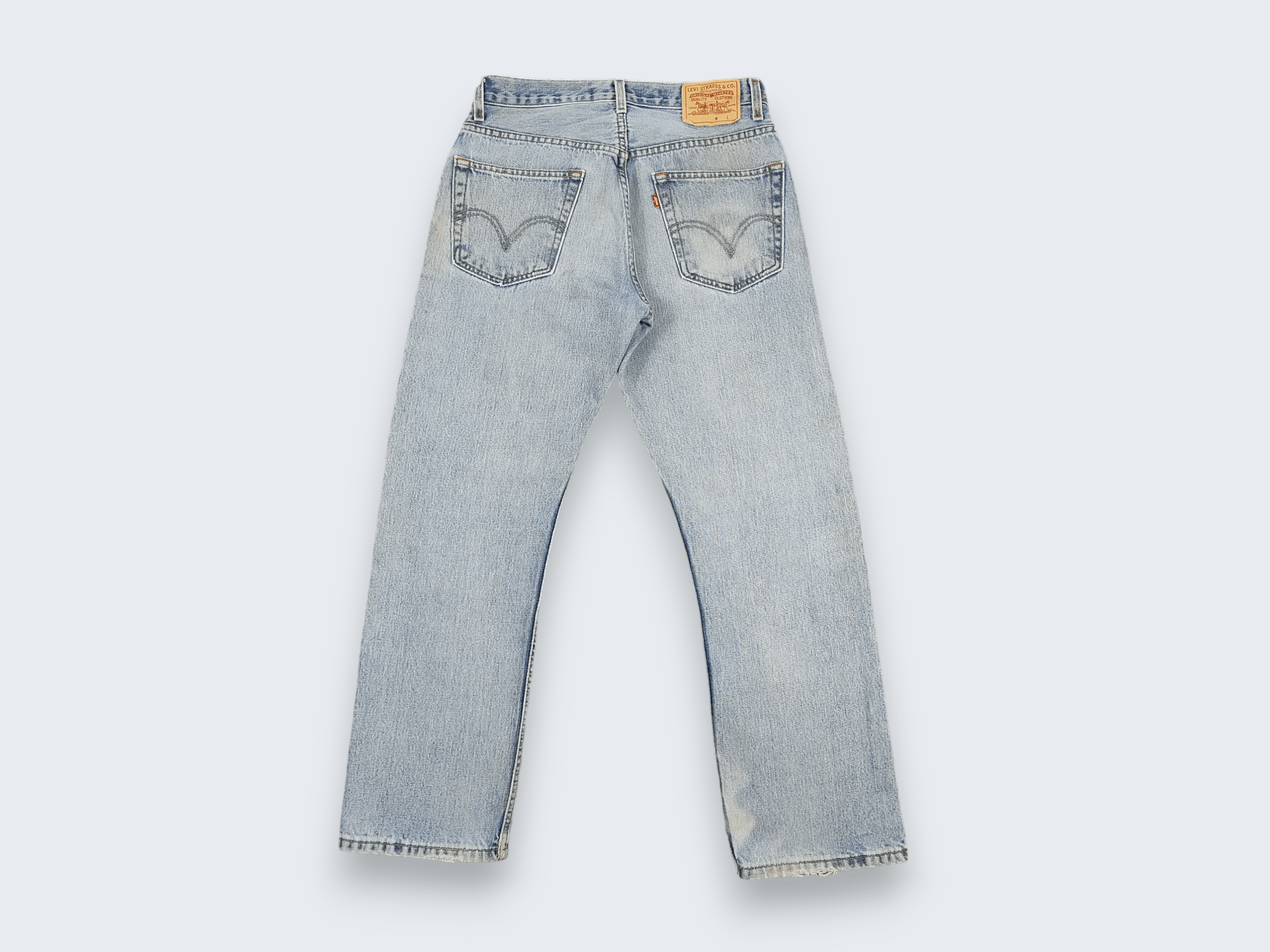 Levi's × Vintage Vintage Levis Jeans Blue Light Wash Regular Fit L588 Size US 32 / EU 48 - 2 Thumbnail